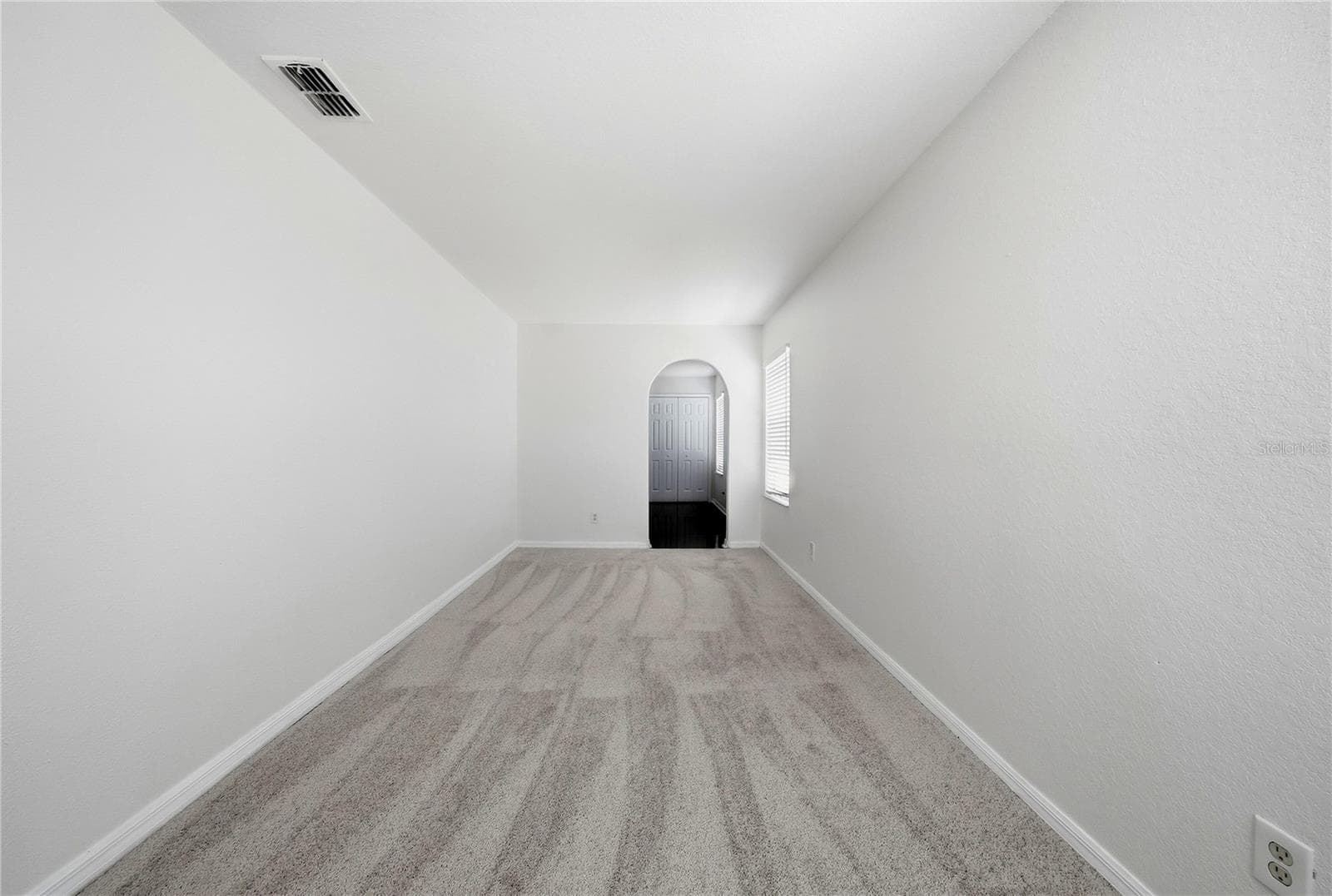 Single Family Residence at 11441 CRESTLAKE VILLAGE, RIVERVIEW, photo 16 of 32