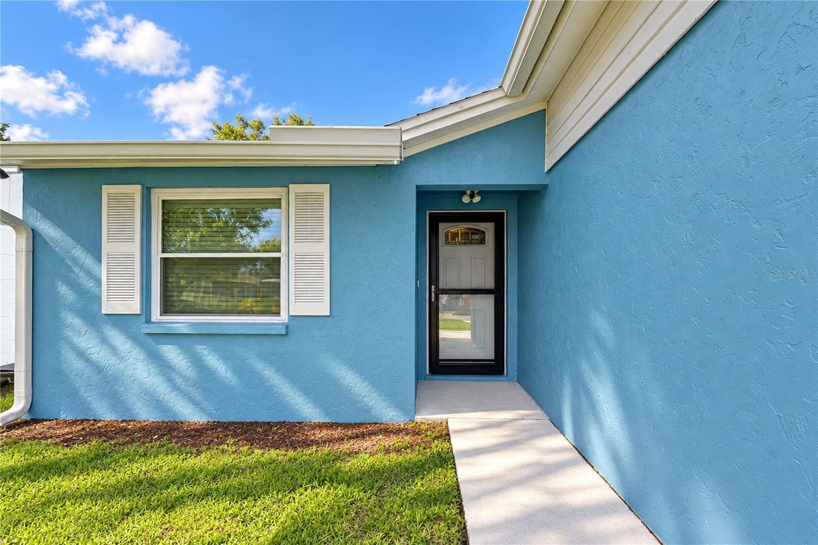 Single Family Residence at 12505 MONDRAGON DR, TAMPA, photo 18 of 47