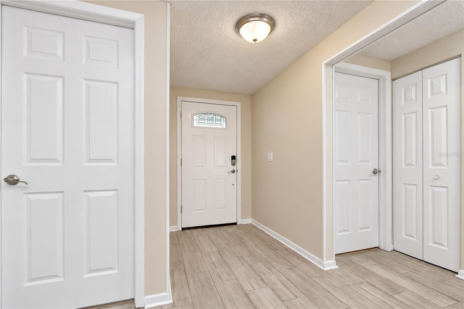 Single Family Residence at 12505 MONDRAGON DR, TAMPA, photo 19 of 47