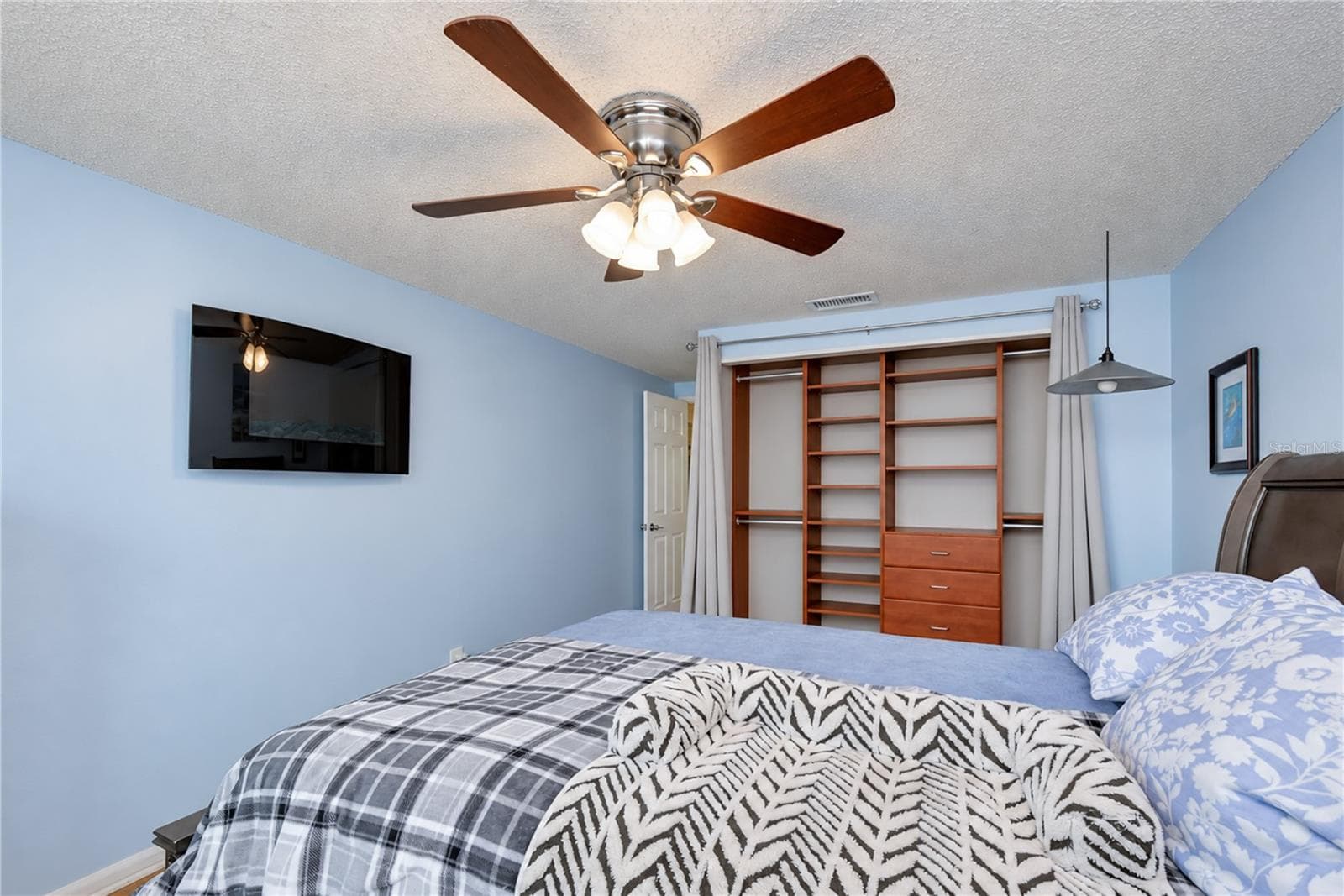 Single Family Residence at 12505 MONDRAGON DR, TAMPA, photo 22 of 47