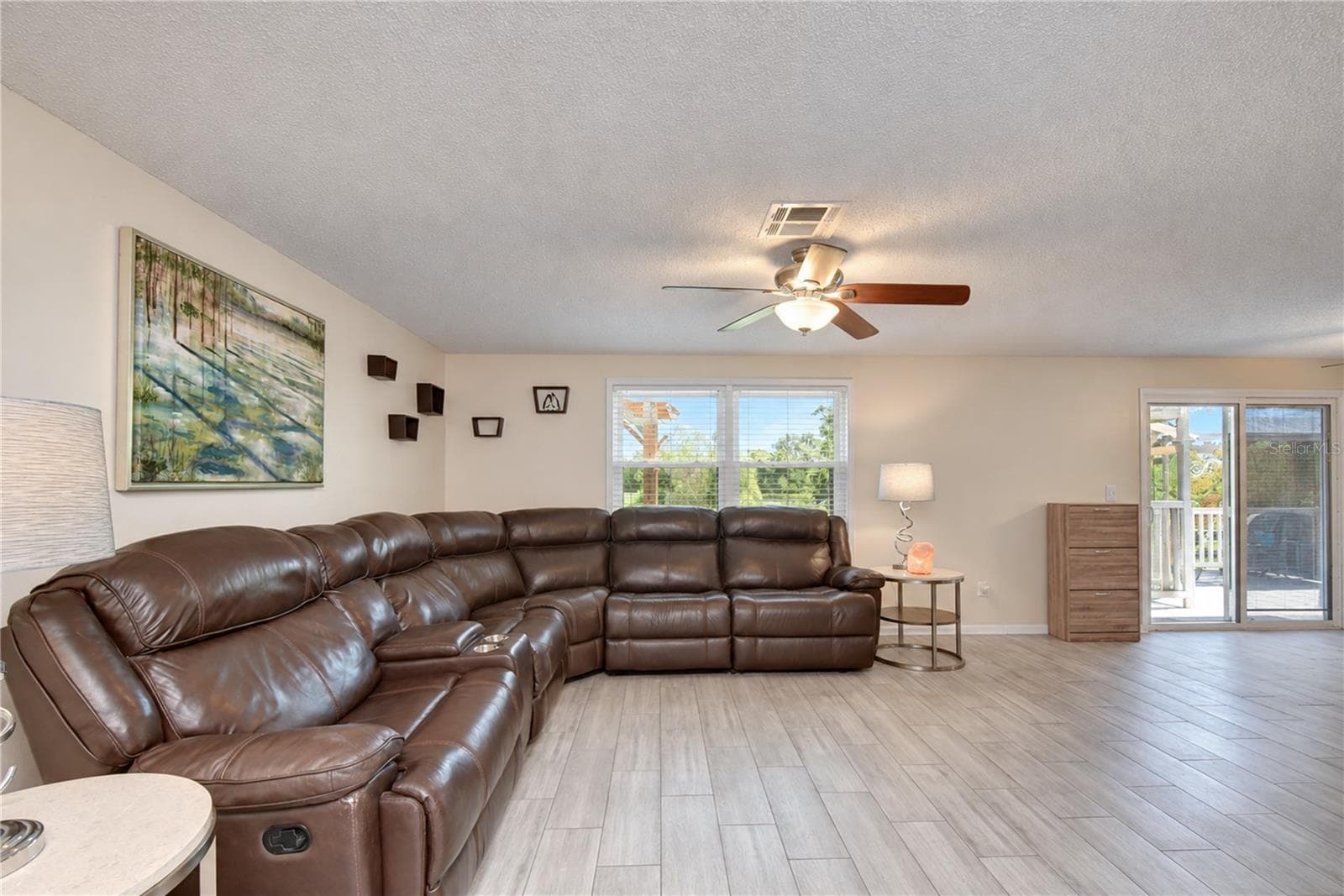 Single Family Residence at 12505 MONDRAGON DR, TAMPA, photo 28 of 47