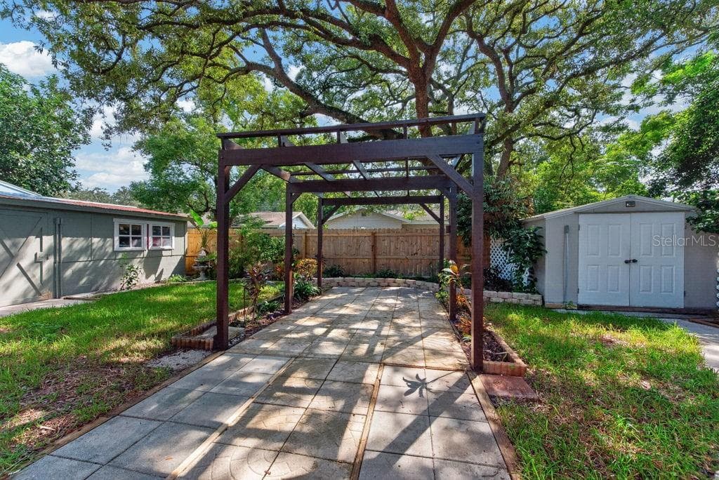 Single Family Residence at 11005 N 27TH ST, TAMPA, photo 53 of 69