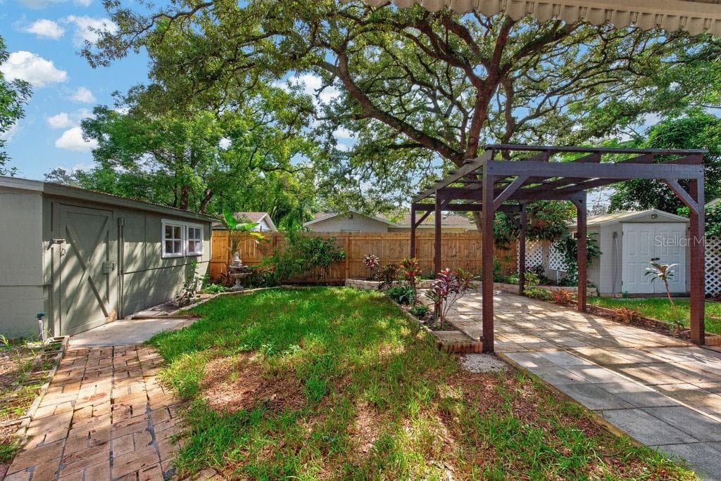 Single Family Residence at 11005 N 27TH ST, TAMPA, photo 62 of 69