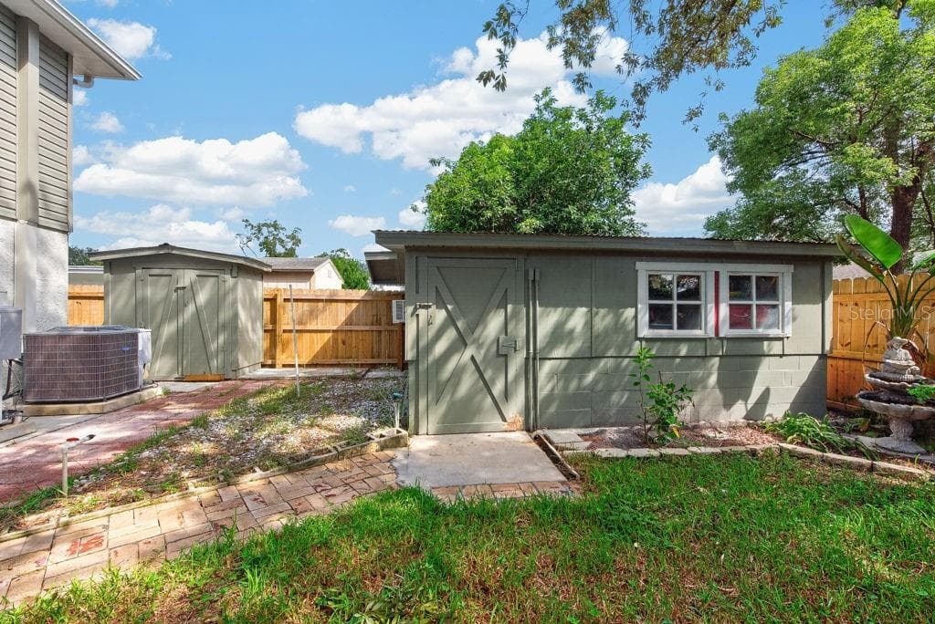 Single Family Residence at 11005 N 27TH ST, TAMPA, photo 63 of 69