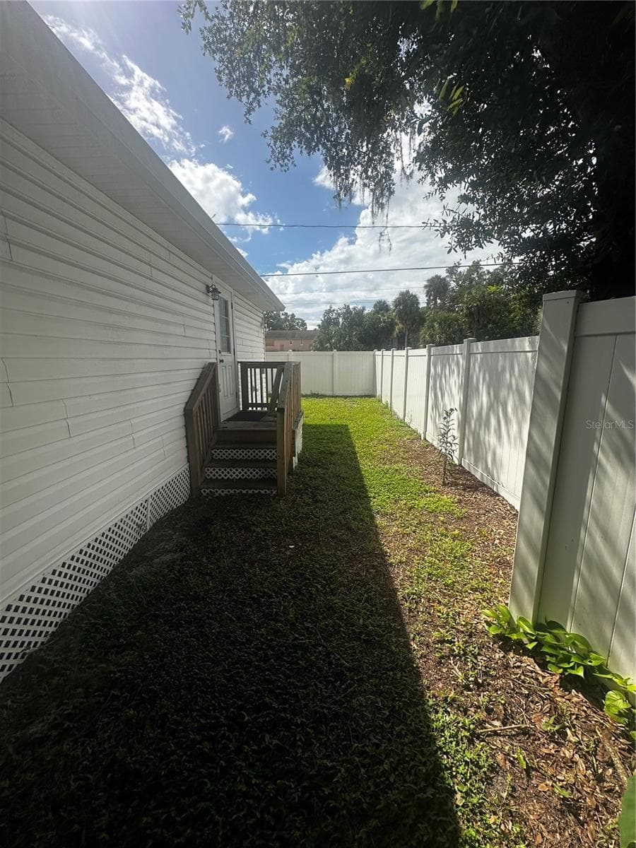 Single Family Residence at 3902 N SUWANEE AVE, TAMPA, photo 20 of 22