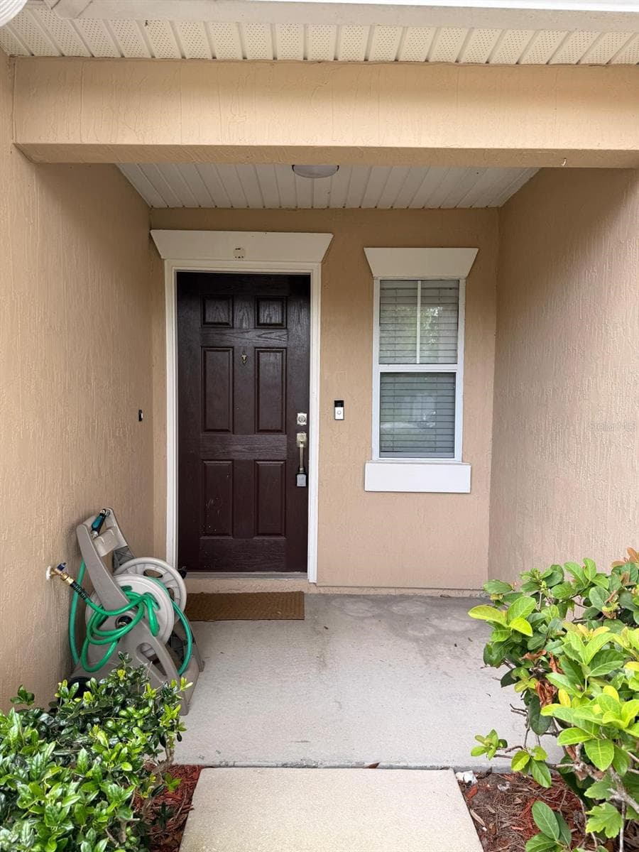Townhouse at 5922 BRICE CT, JACKSONVILLE, photo 2 of 29
