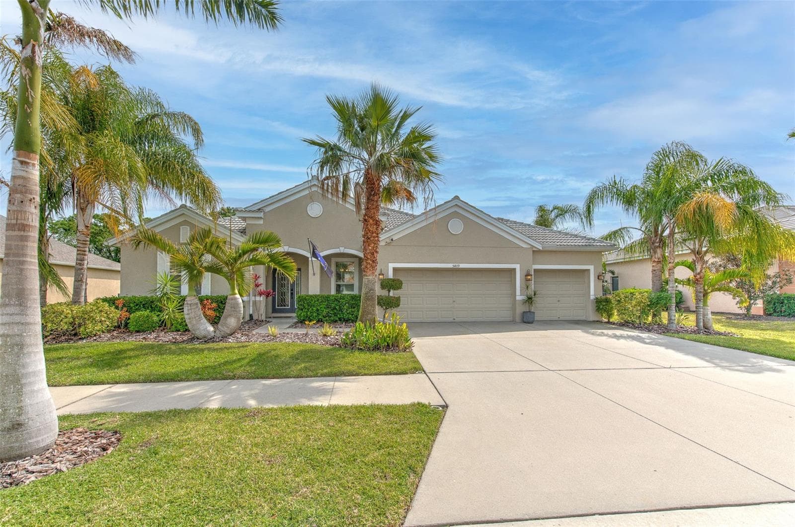 Single Family Residence at 5409 CONCH SHELL PL, APOLLO BEACH, photo 2 of 52