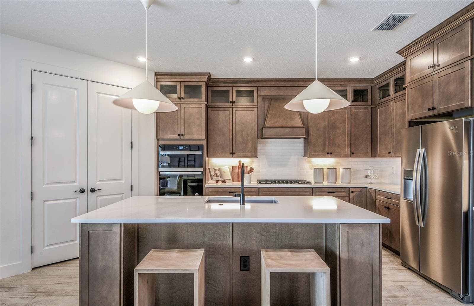 Model Reprsentation - 9813 AUTUMN RIDGE AVE, RIVERVIEW