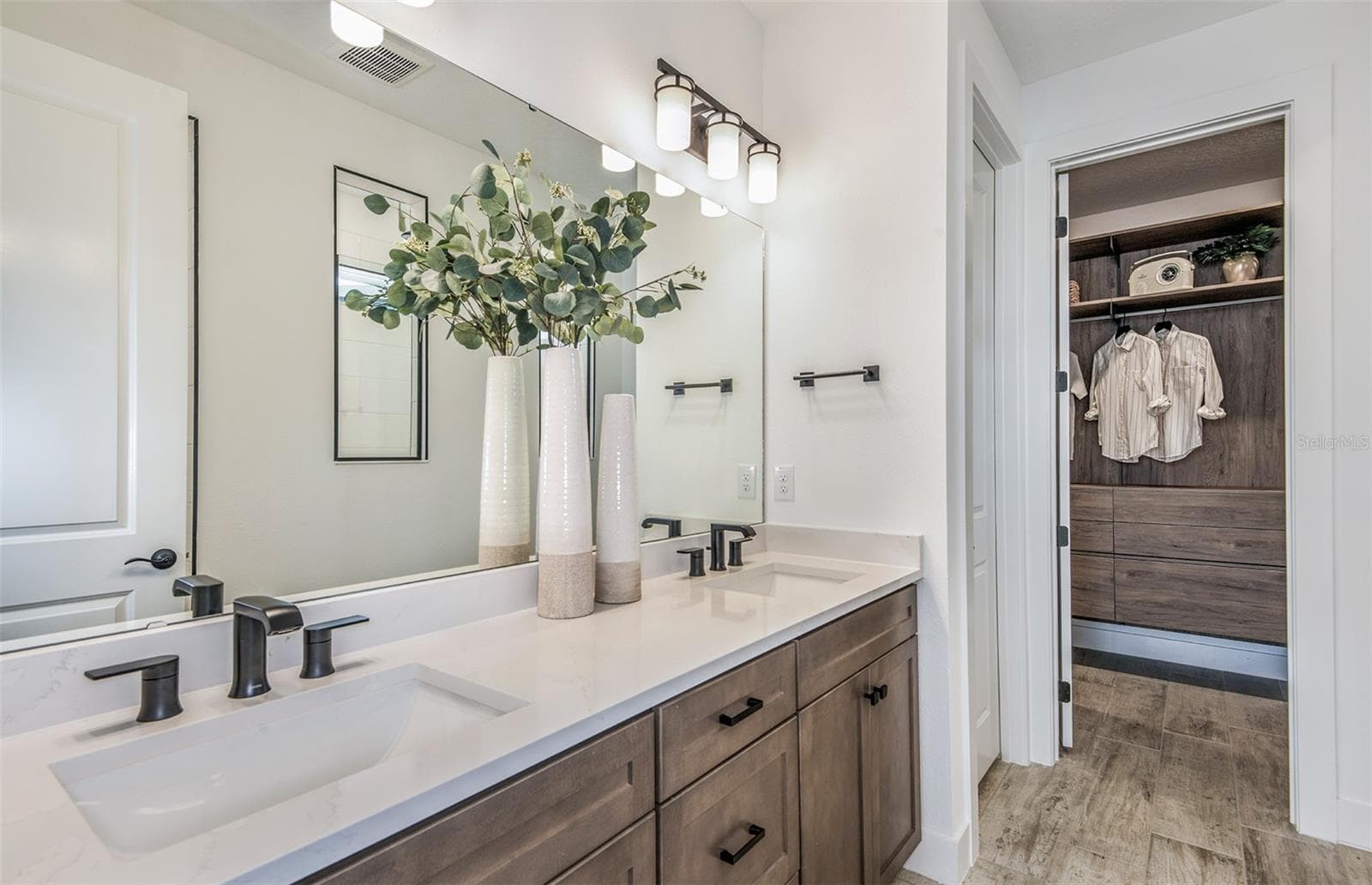 Model Reprsentation - 9813 AUTUMN RIDGE AVE, RIVERVIEW