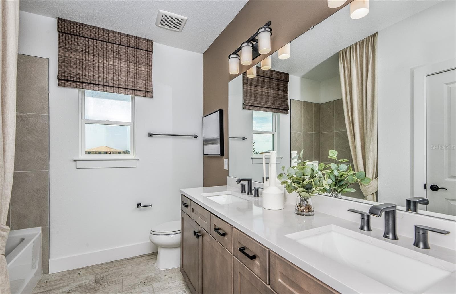 Model Reprsentation - 9813 AUTUMN RIDGE AVE, RIVERVIEW