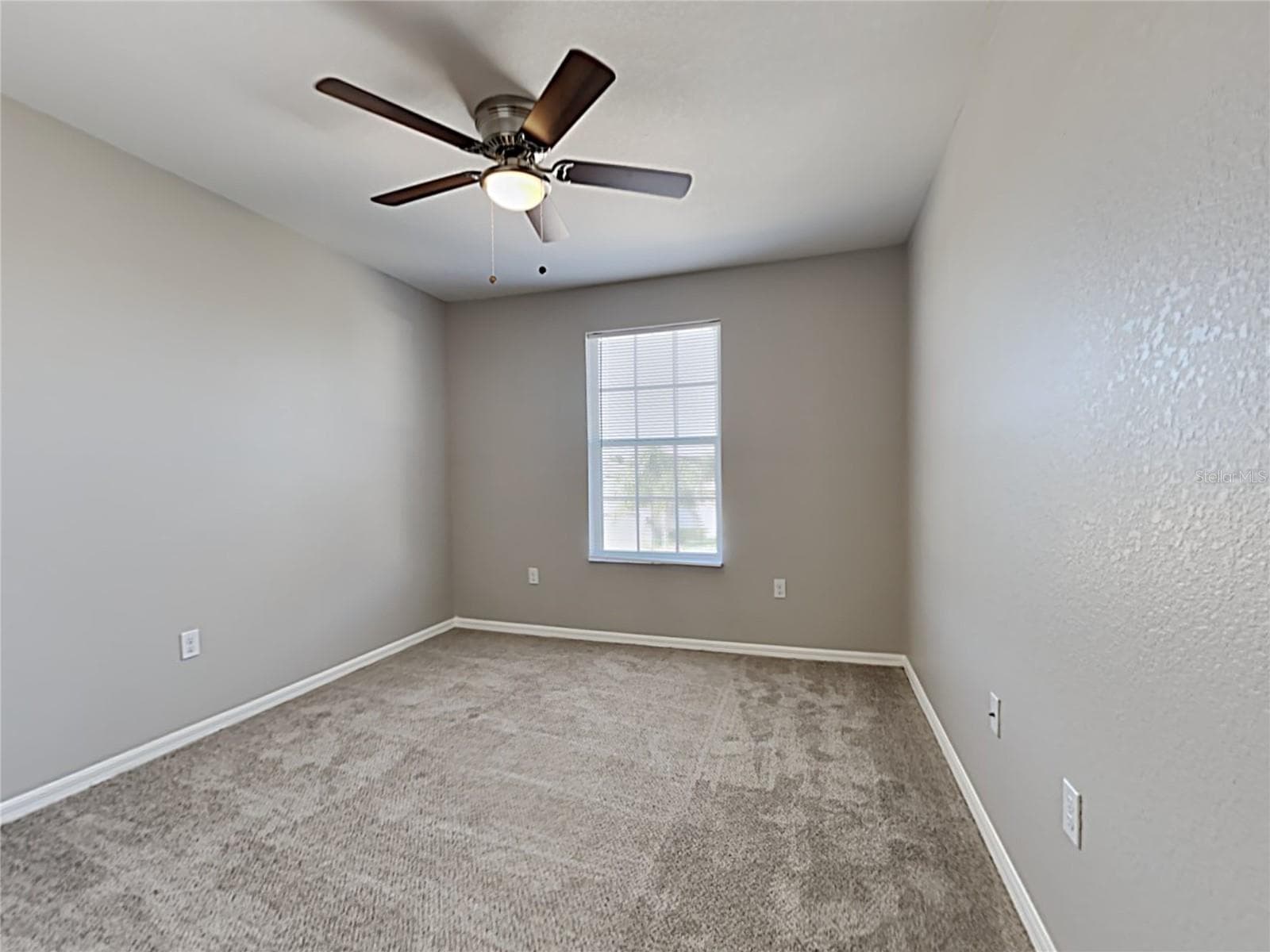 Single Family Residence at WIMAUMA, photo 11 of 15