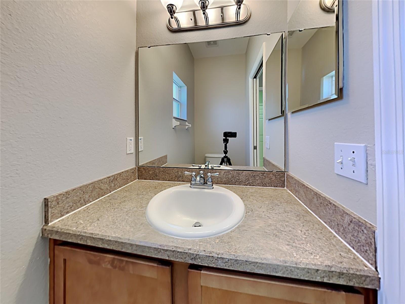 Single Family Residence at WIMAUMA, photo 14 of 15