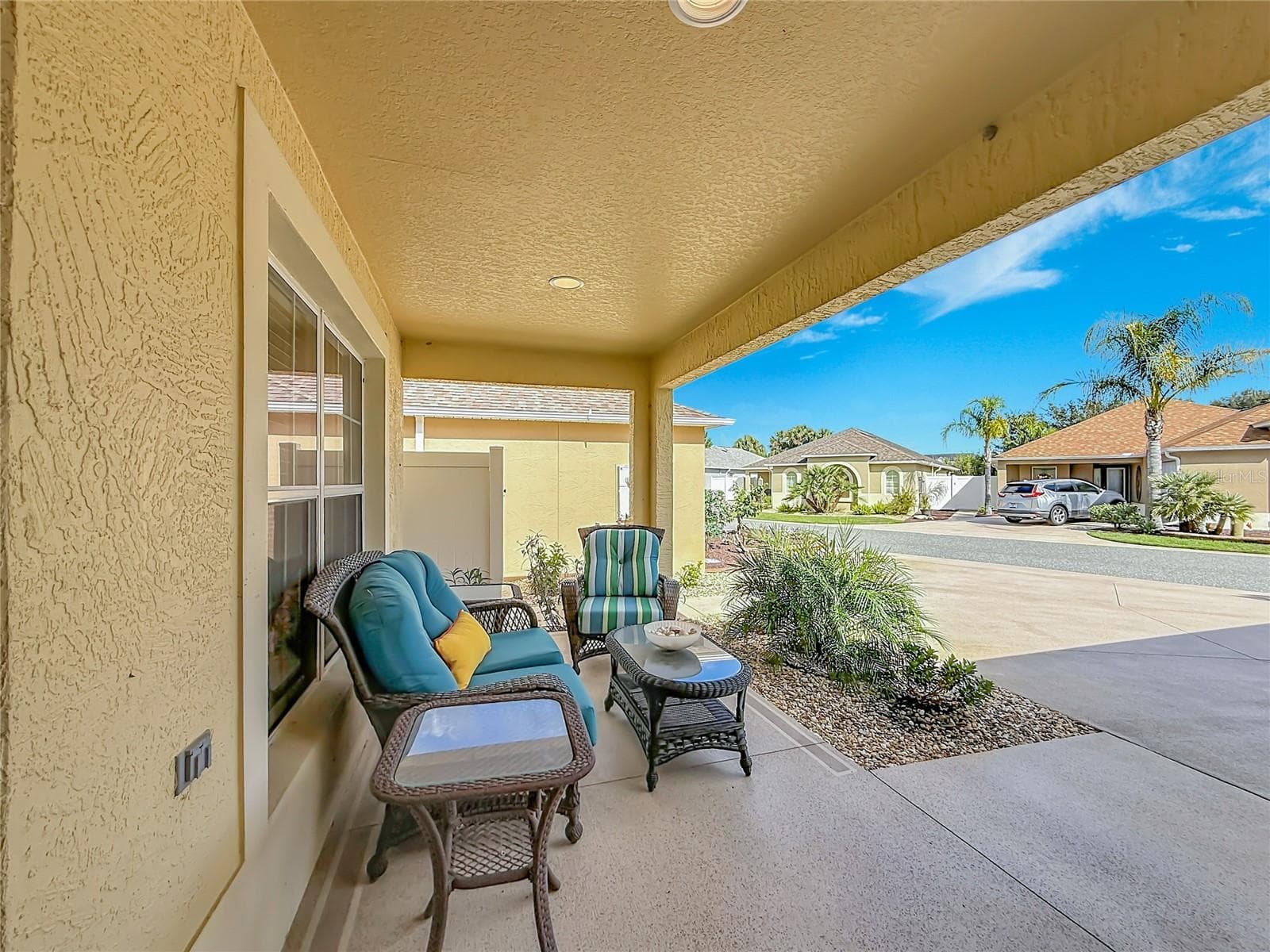 Villa at 1068 BECKER AVE, THE VILLAGES, photo 6 of 53