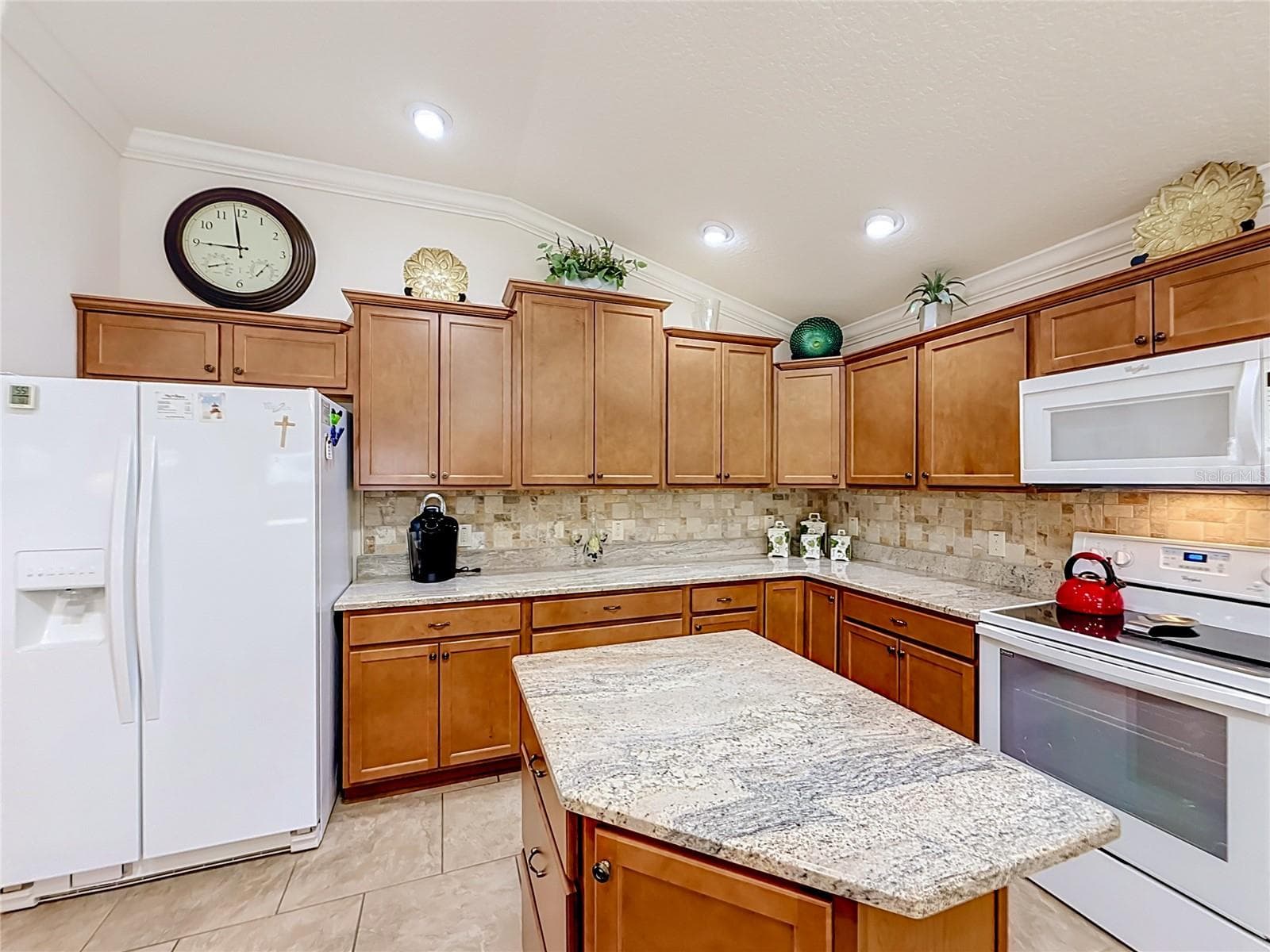 Villa at 1068 BECKER AVE, THE VILLAGES, photo 15 of 53