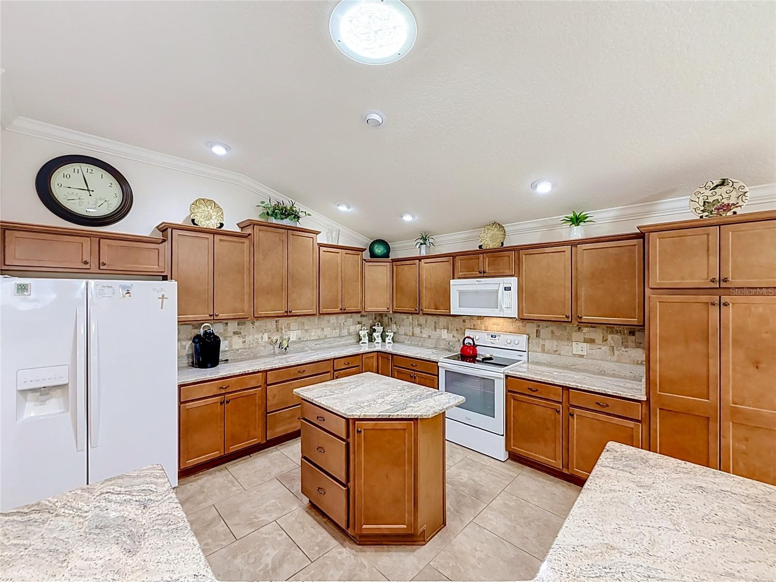 Villa at 1068 BECKER AVE, THE VILLAGES, photo 16 of 53