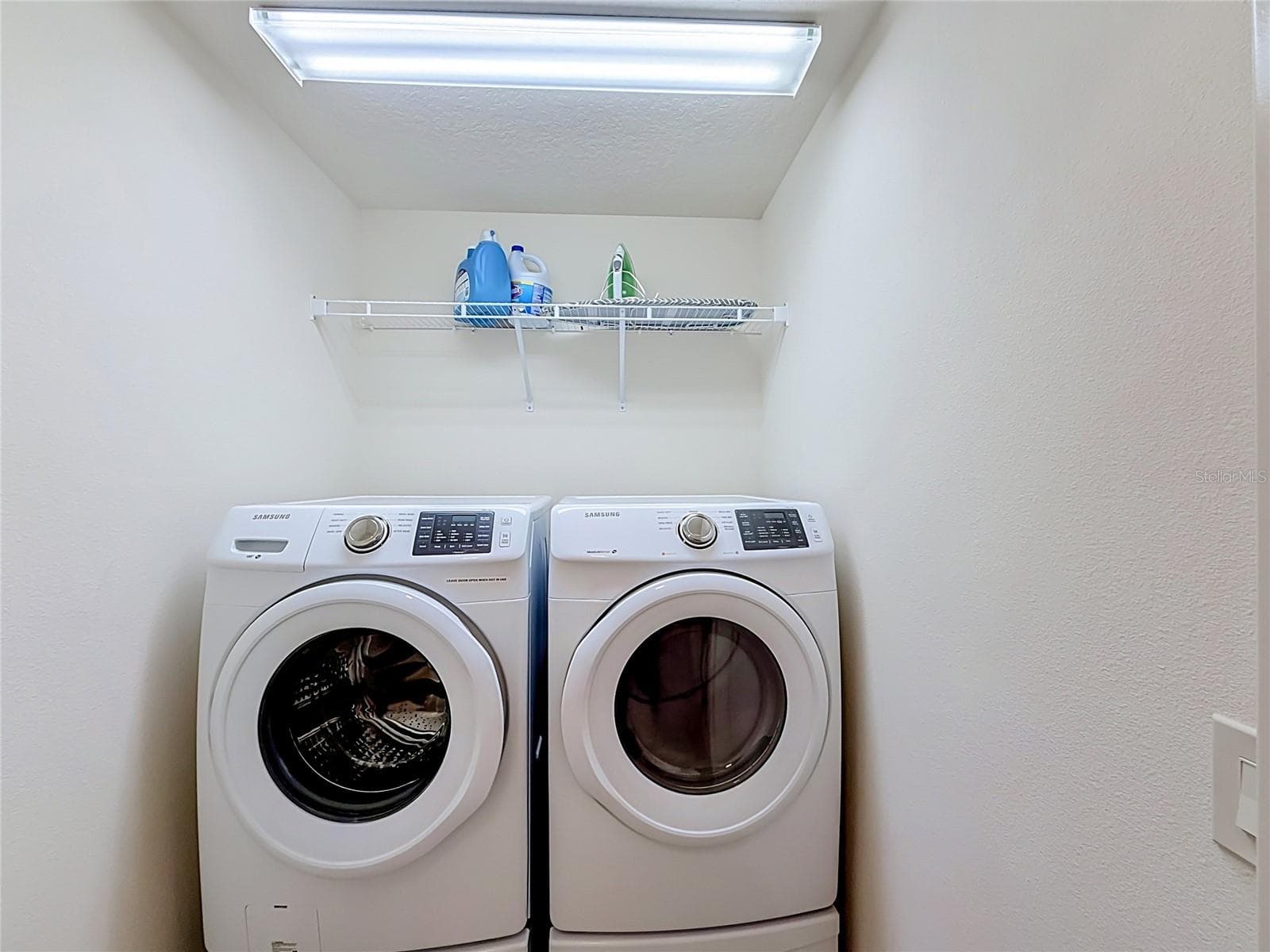 Inside laundry - 1068 BECKER AVE, THE VILLAGES