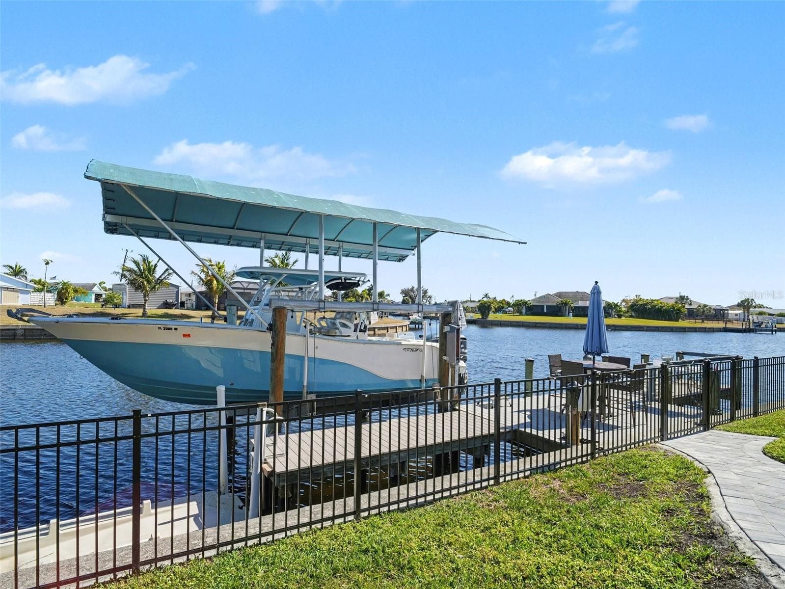 Single Family Residence at 4256 BEACH VIEW CT, PORT CHARLOTTE, photo 3 of 37