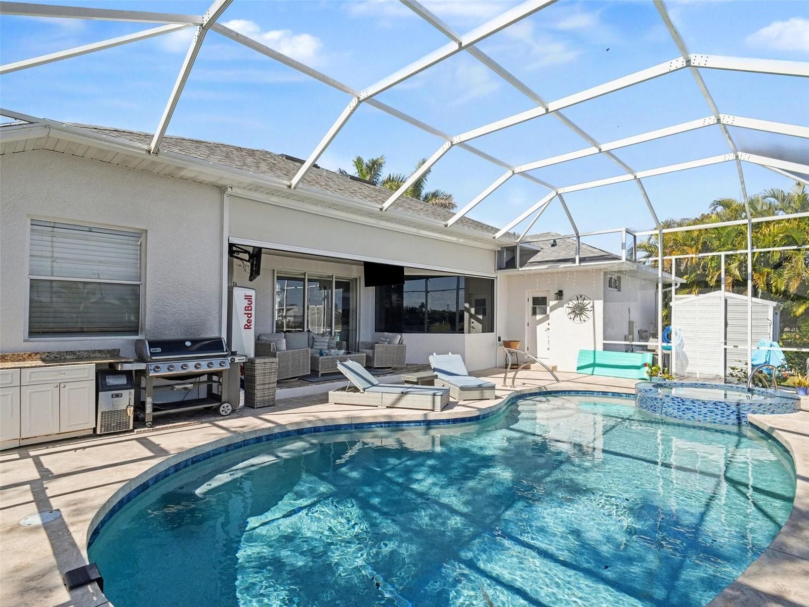 Single Family Residence at 4256 BEACH VIEW CT, PORT CHARLOTTE, photo 5 of 37