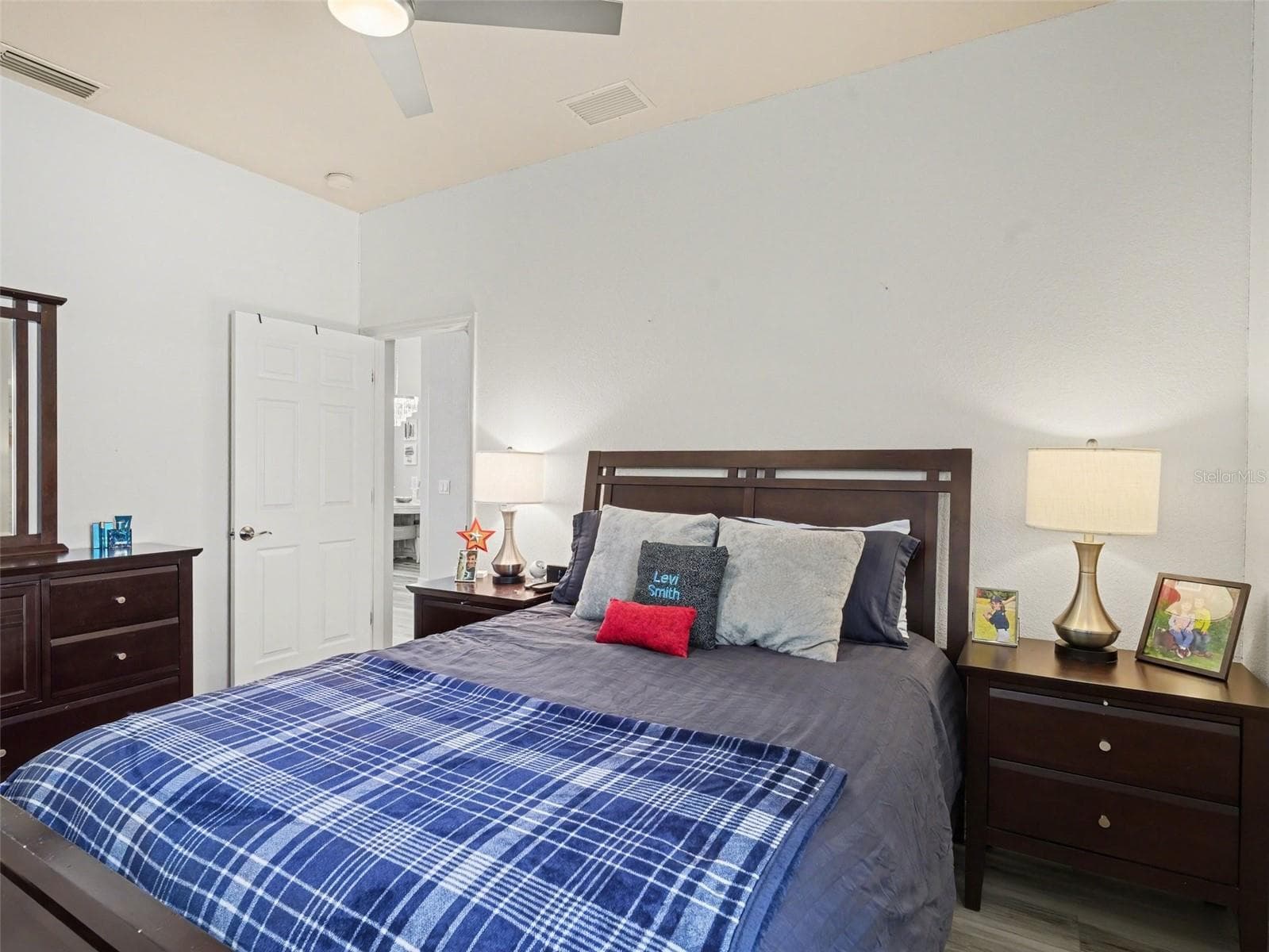 Single Family Residence at 4256 BEACH VIEW CT, PORT CHARLOTTE, photo 17 of 37