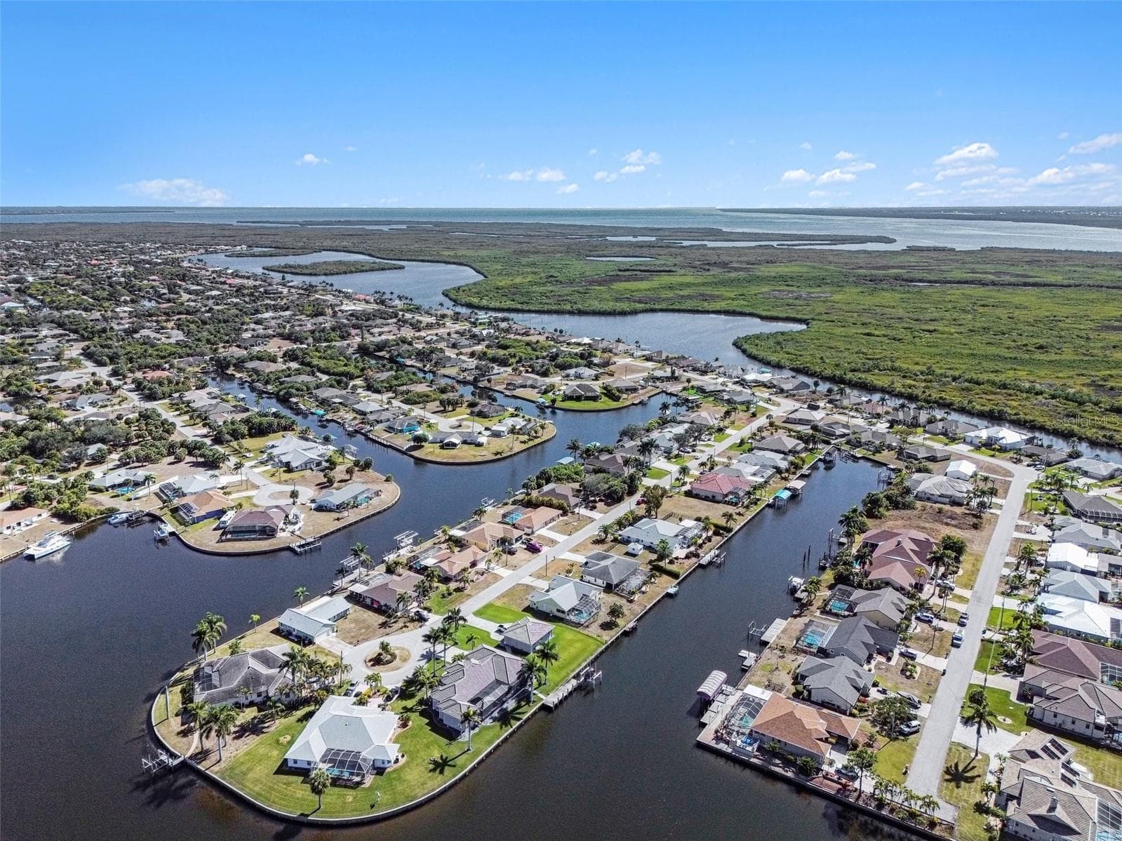 Single Family Residence at 4256 BEACH VIEW CT, PORT CHARLOTTE, photo 32 of 37