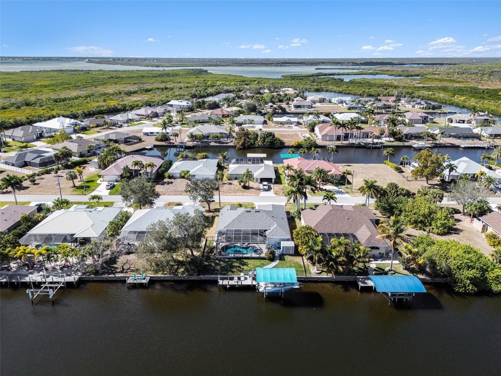 Single Family Residence at 4256 BEACH VIEW CT, PORT CHARLOTTE, photo 33 of 37