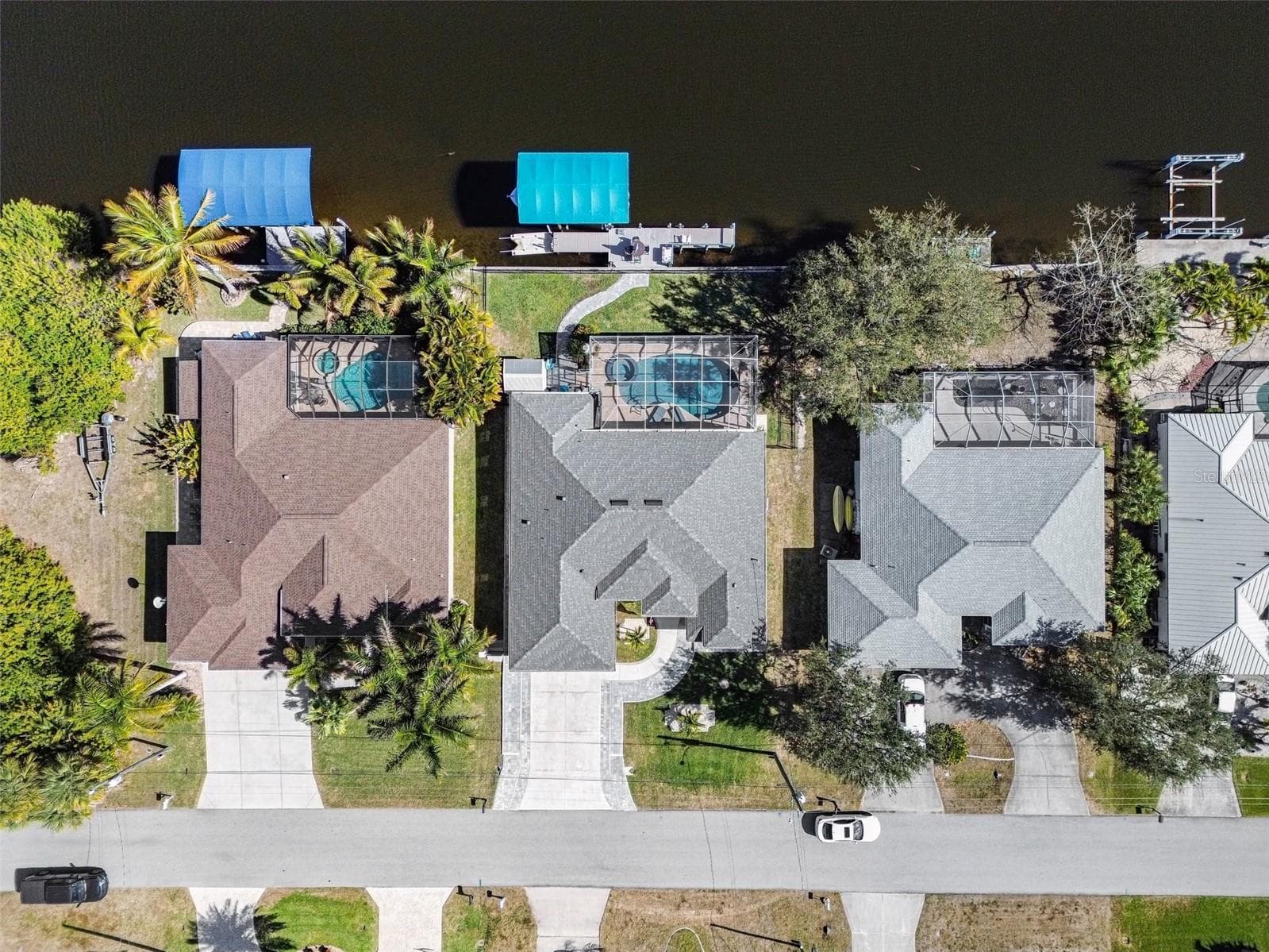 Single Family Residence at 4256 BEACH VIEW CT, PORT CHARLOTTE, photo 36 of 37
