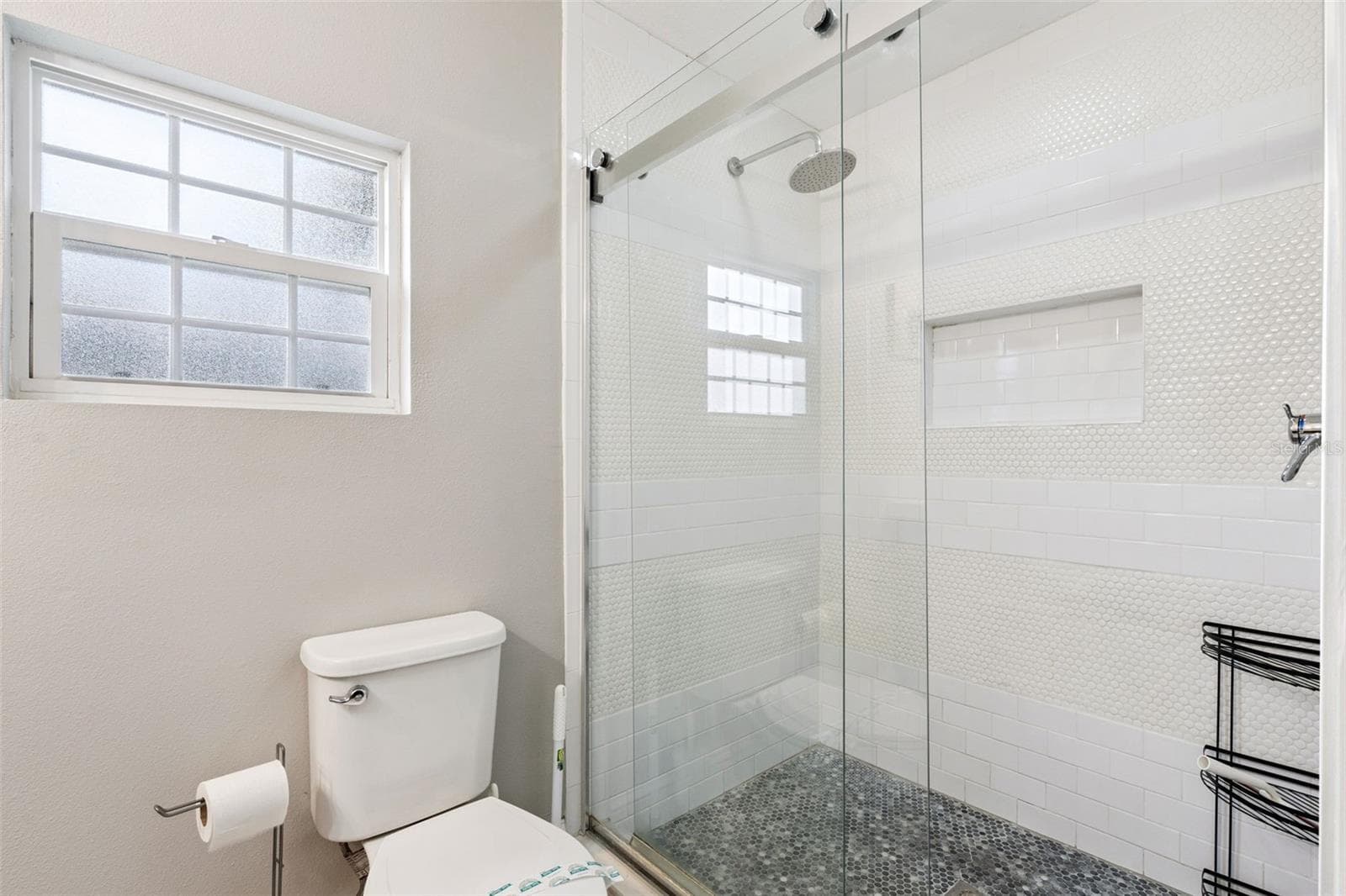 Primary Bathroom - 325 W NEWELL ST, WINTER GARDEN
