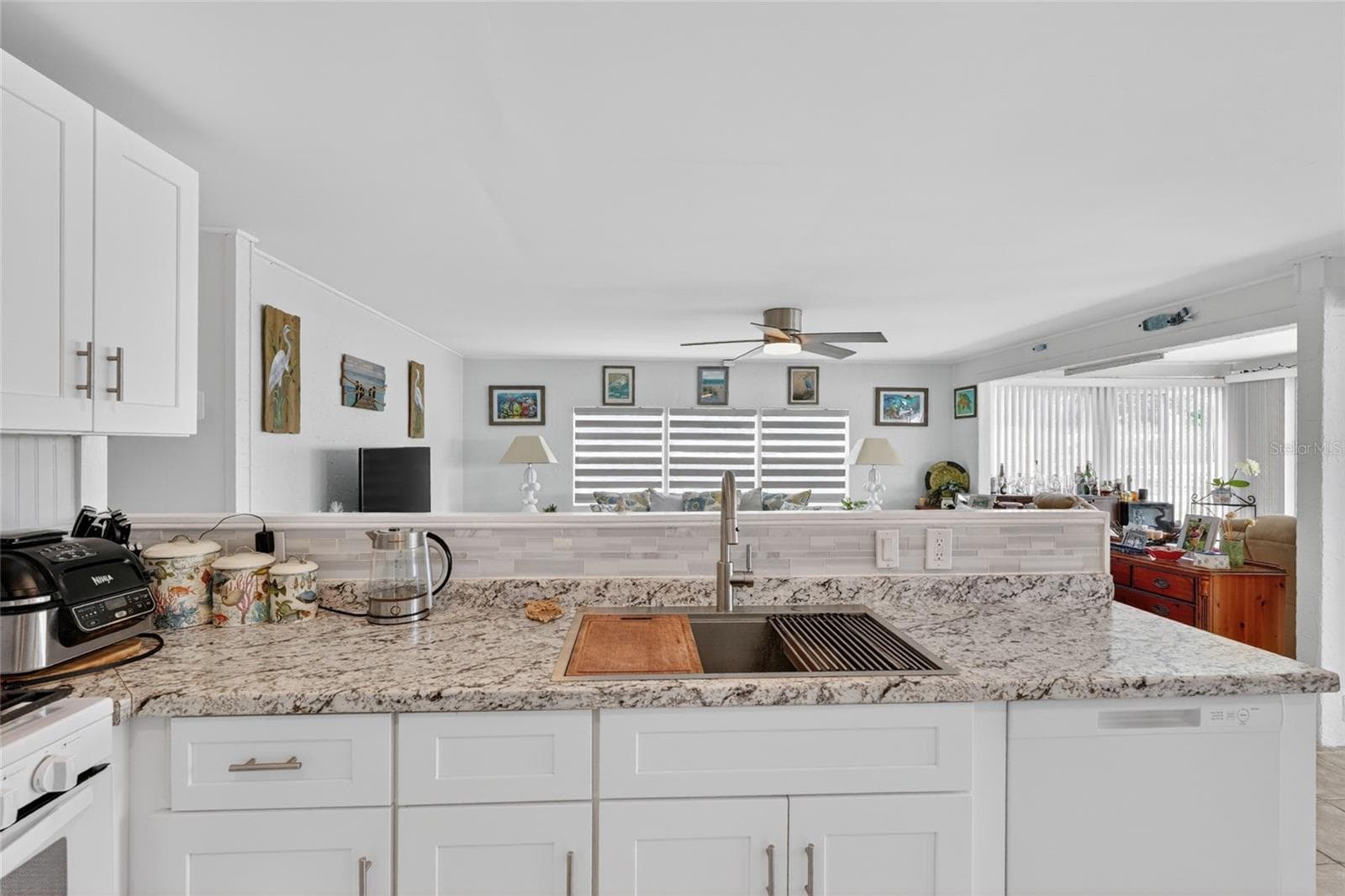 Mobile Home at 18675 US HIGHWAY 19 N #311, CLEARWATER, photo 8 of 29