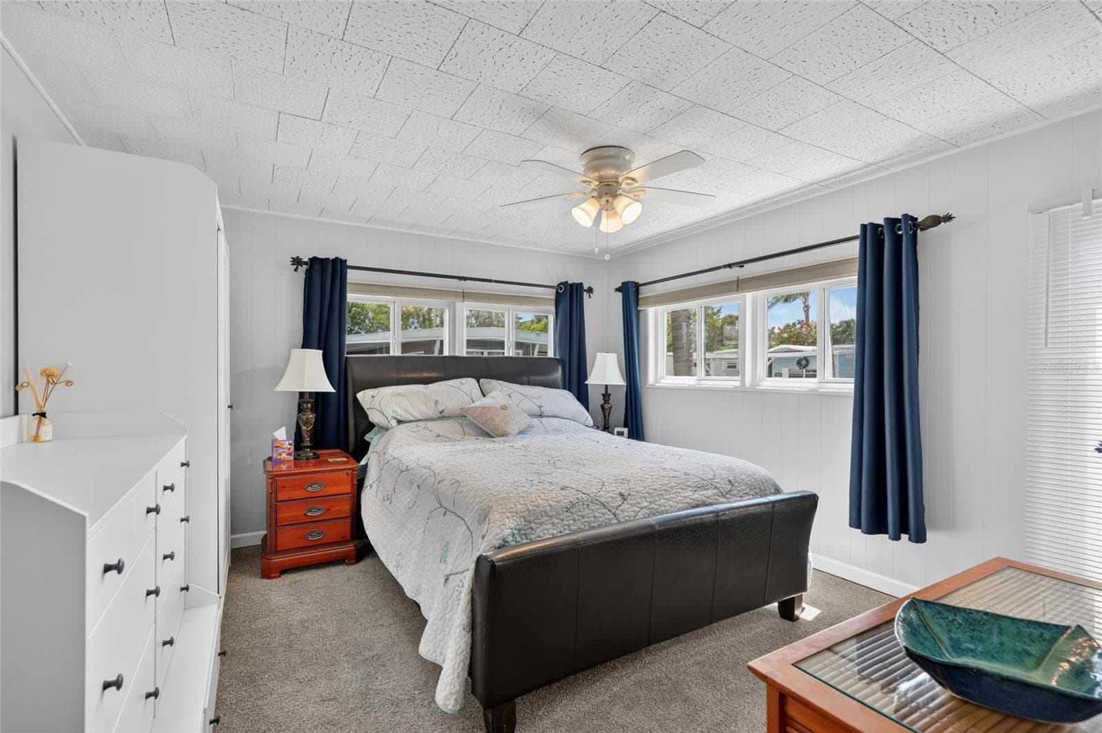 Mobile Home at 18675 US HIGHWAY 19 N #311, CLEARWATER, photo 9 of 29
