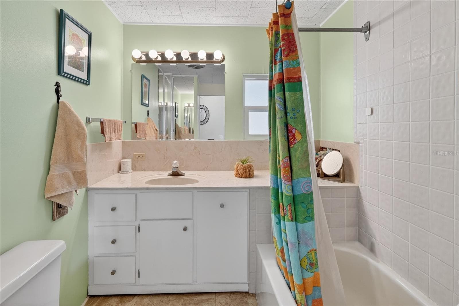 Mobile Home at 18675 US HIGHWAY 19 N #311, CLEARWATER, photo 13 of 29