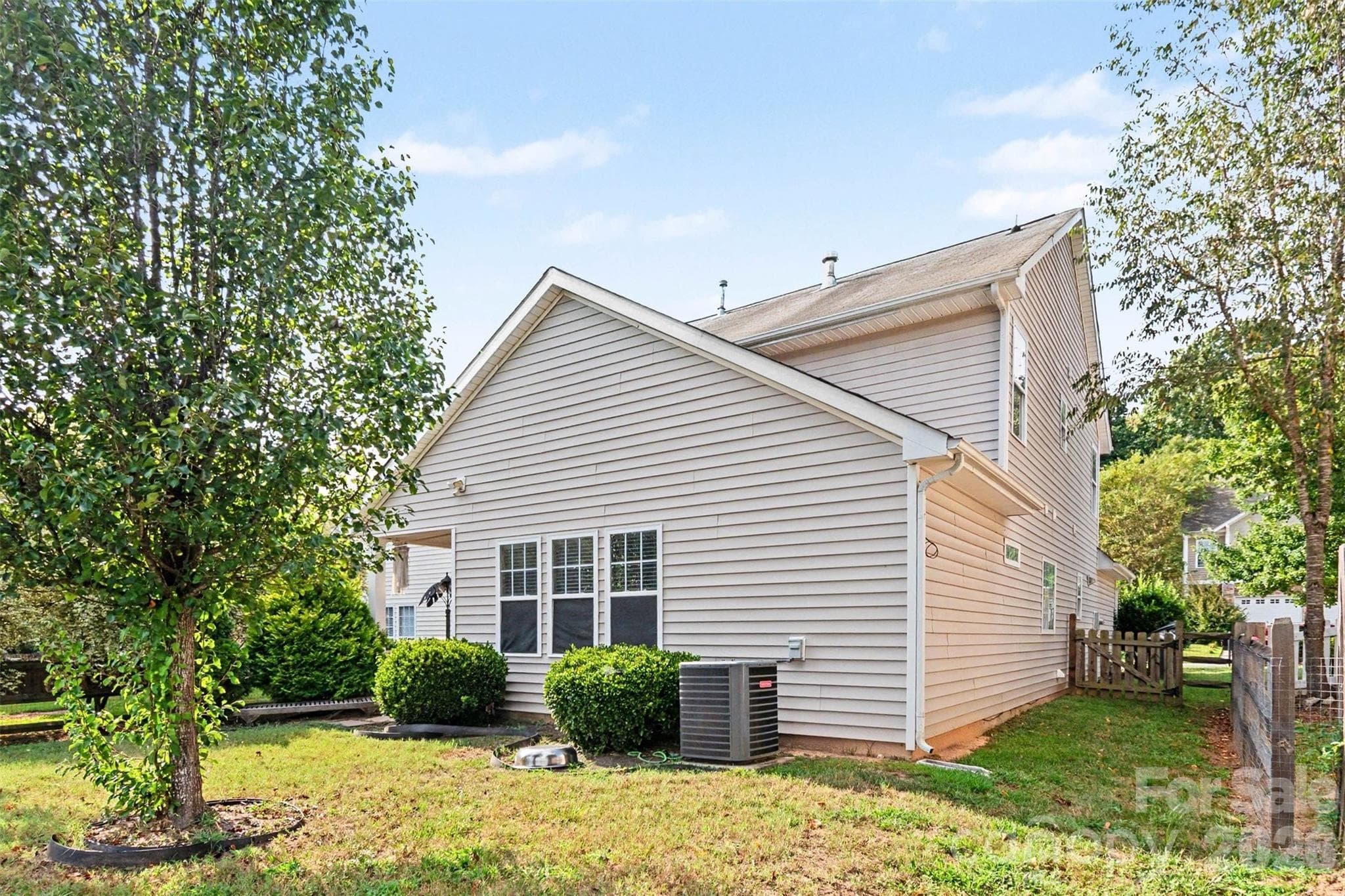 Single Family Residence at 1512 Bitter Creek Drive, Charlotte, photo 25 of 28