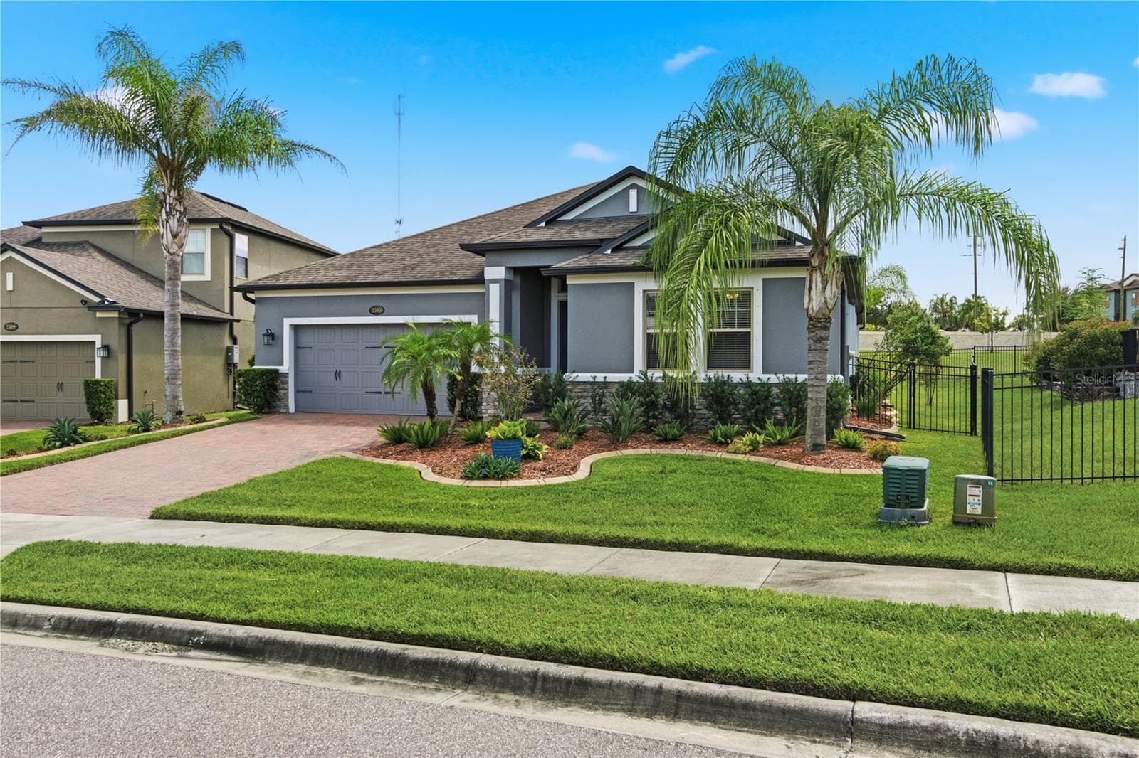 Single Family Residence at 2393 PANORAMIC CIR, APOPKA, photo 2 of 45