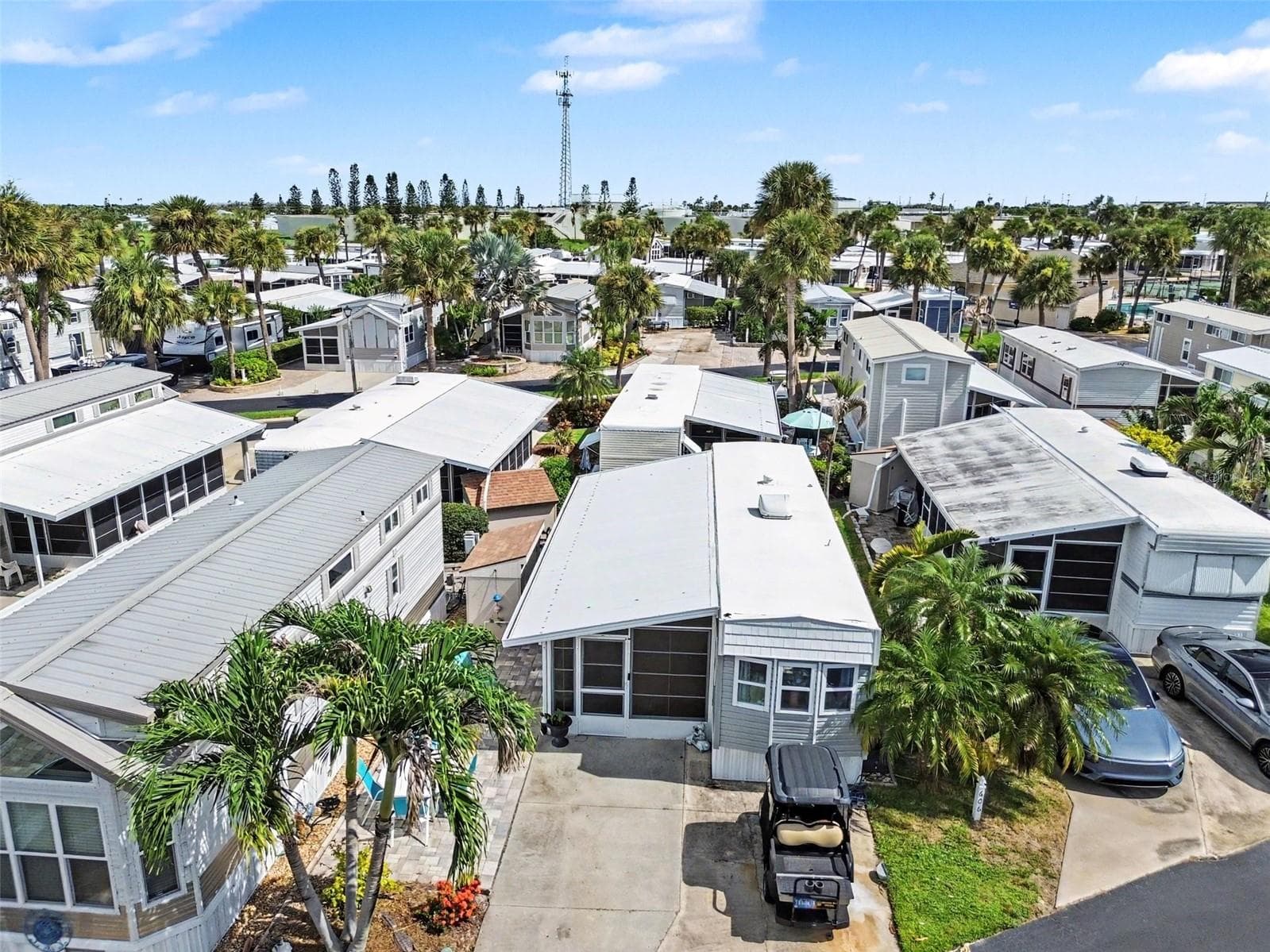 Manufactured Home at 616 PIER LN, MELBOURNE BEACH, photo 2 of 29