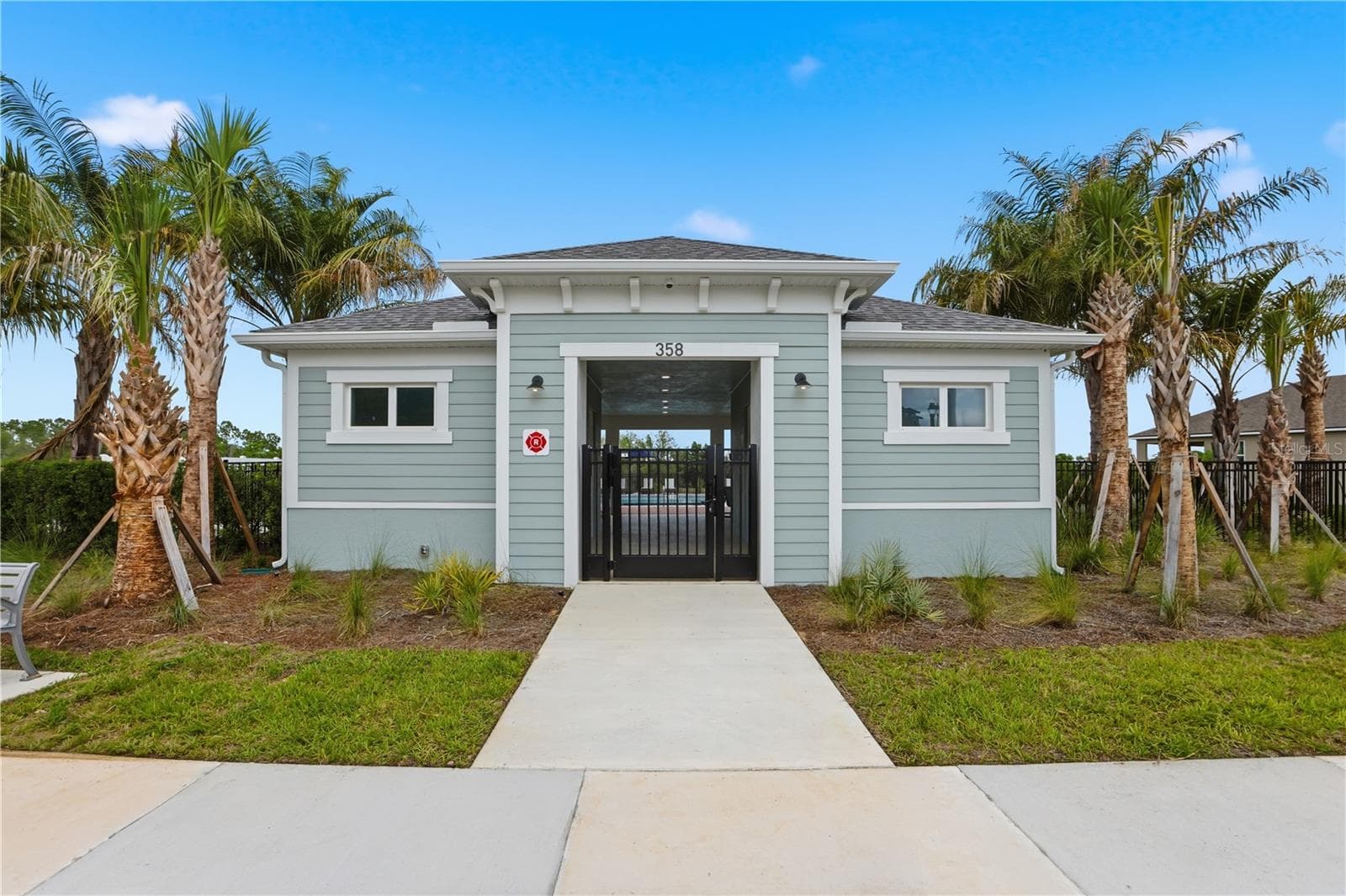 Rainwood Community Pool House Entrance - 209 LONG WAVE WAY, GROVELAND