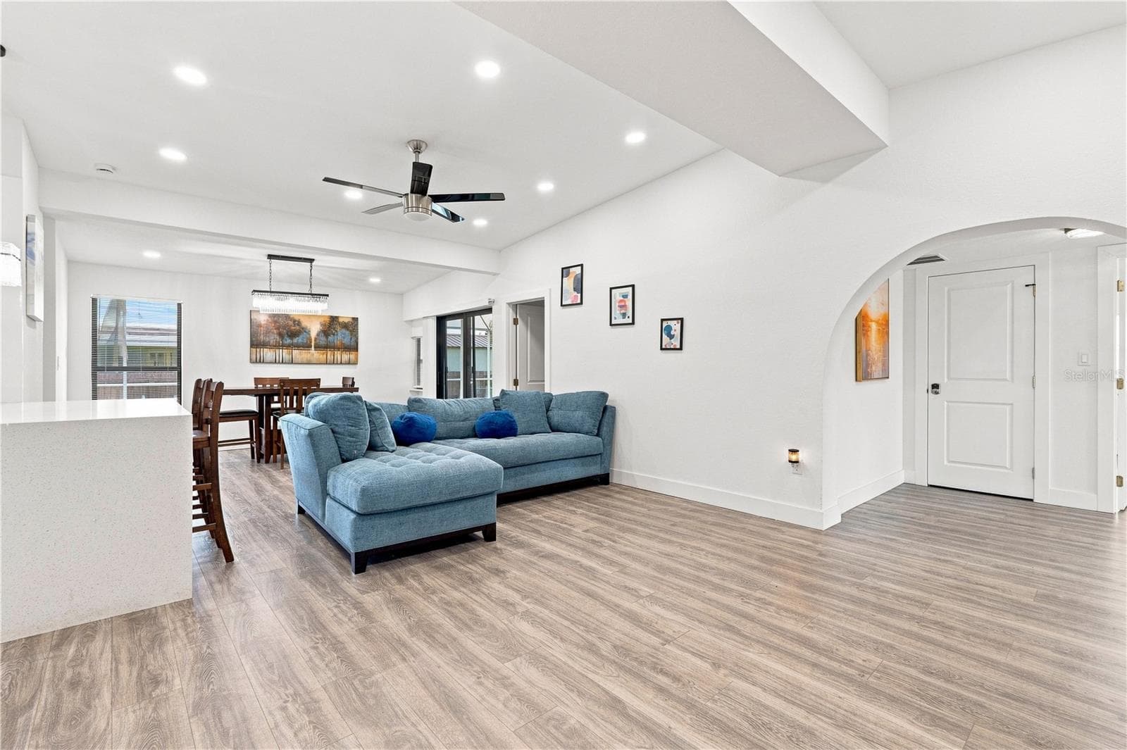 Single Family Residence at 21512 EDGEWATER DR, PORT CHARLOTTE, photo 13 of 37