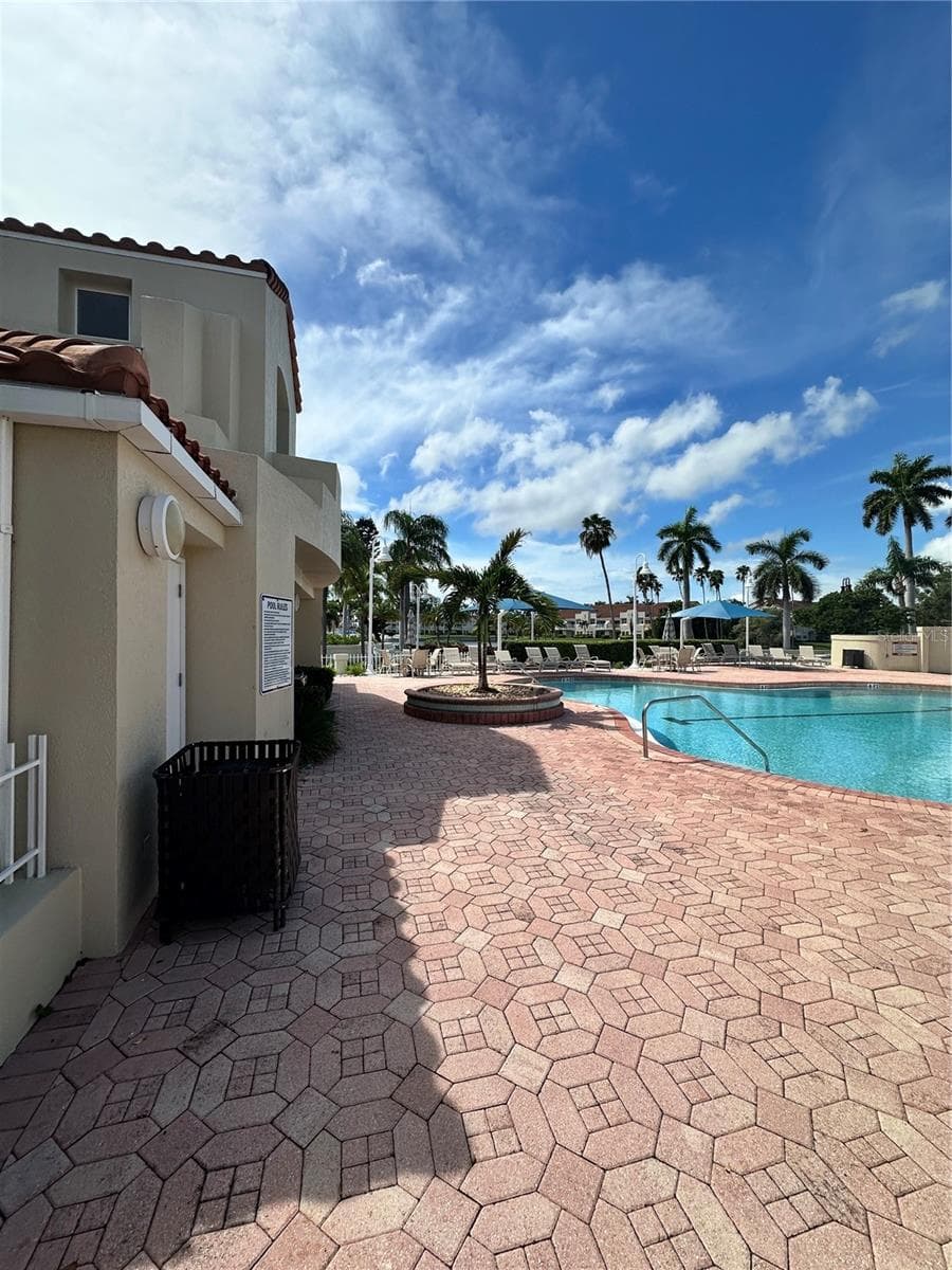 Condominium at 6191 BAHIA DEL MAR BLVD #202, ST PETERSBURG, photo 40 of 44