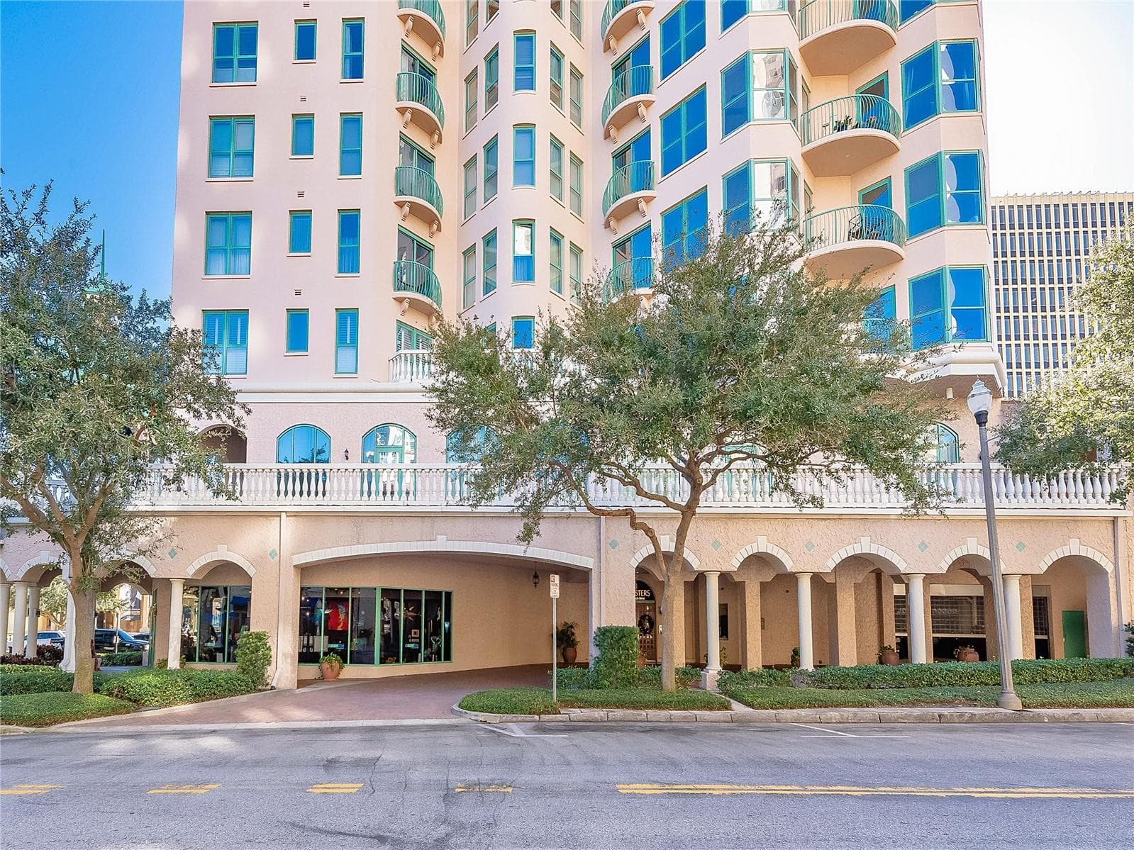 Condominium at 288 BEACH DR NE #6A, ST PETERSBURG, photo 58 of 59