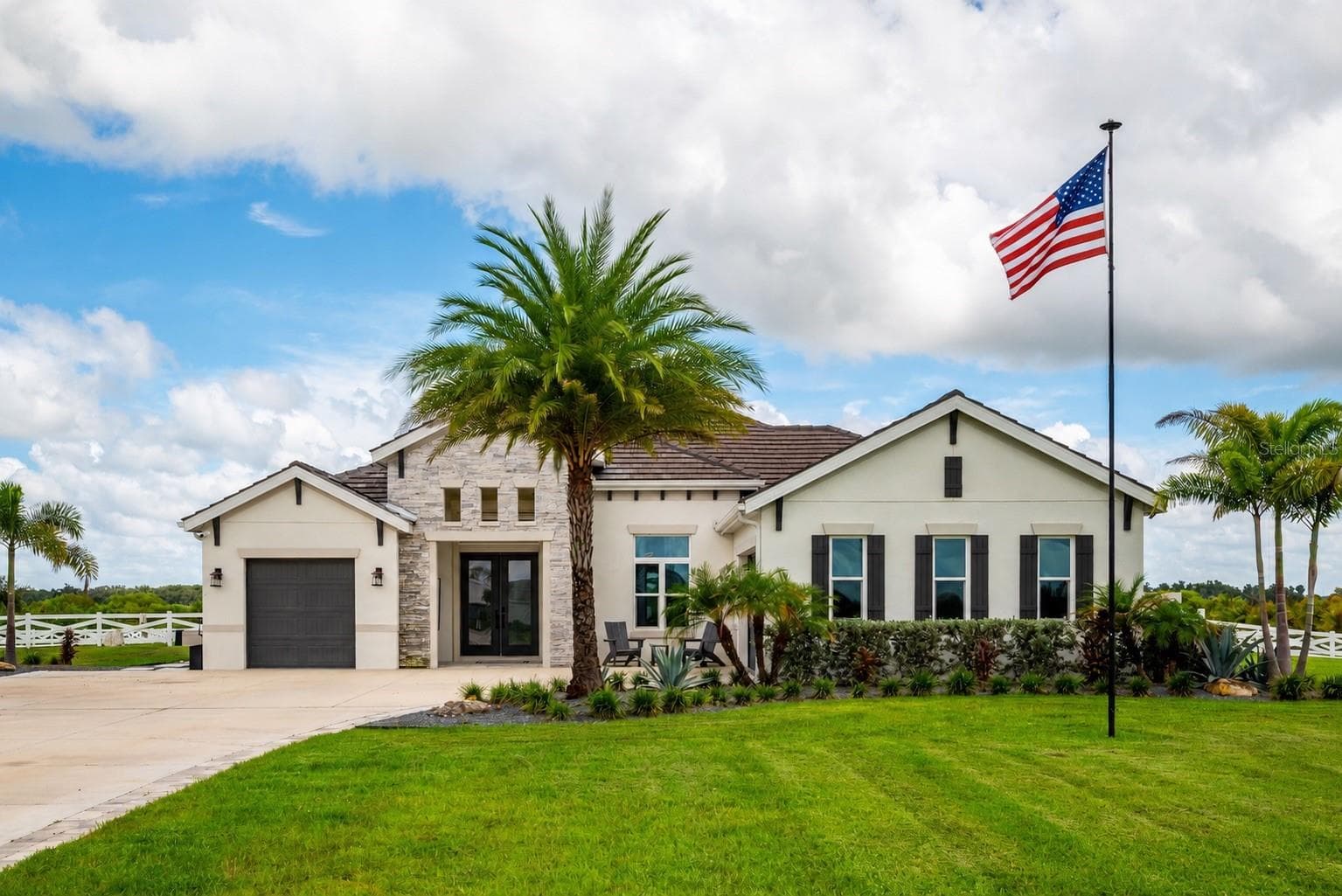 Single Family Residence at 3527 QUIVER CT, SARASOTA, photo 2 of 64