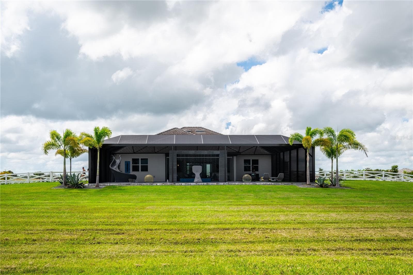 Single Family Residence at 3527 QUIVER CT, SARASOTA, photo 13 of 64