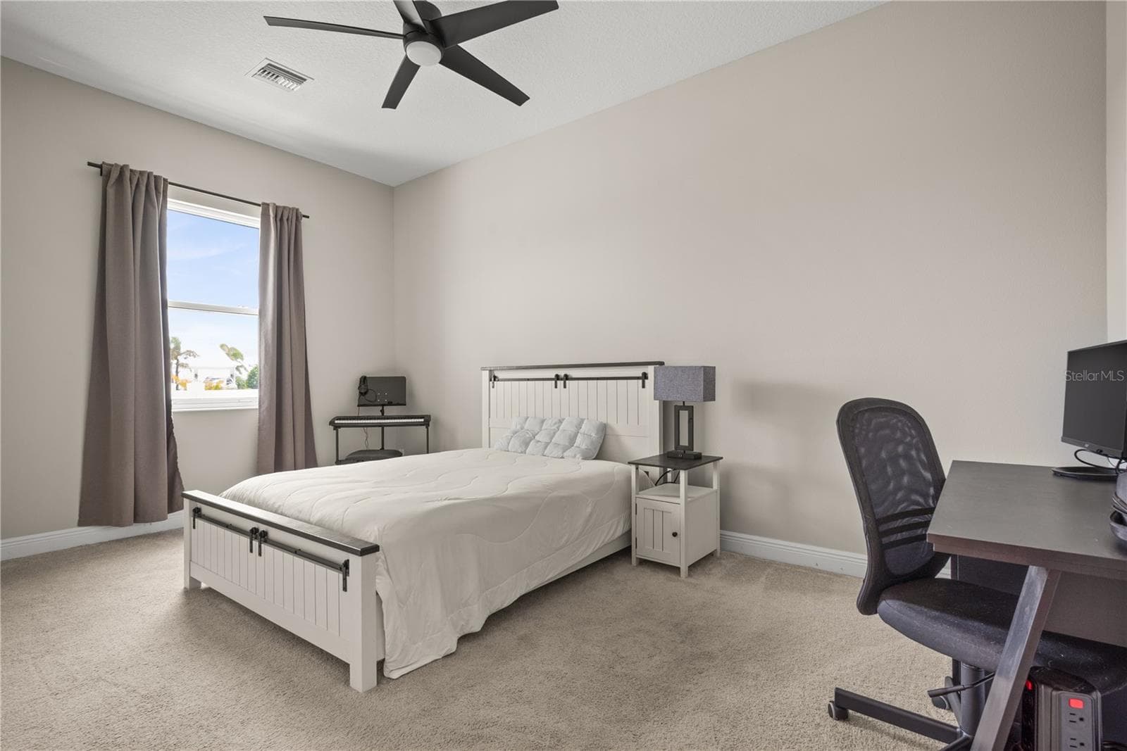 Single Family Residence at 3527 QUIVER CT, SARASOTA, photo 52 of 64