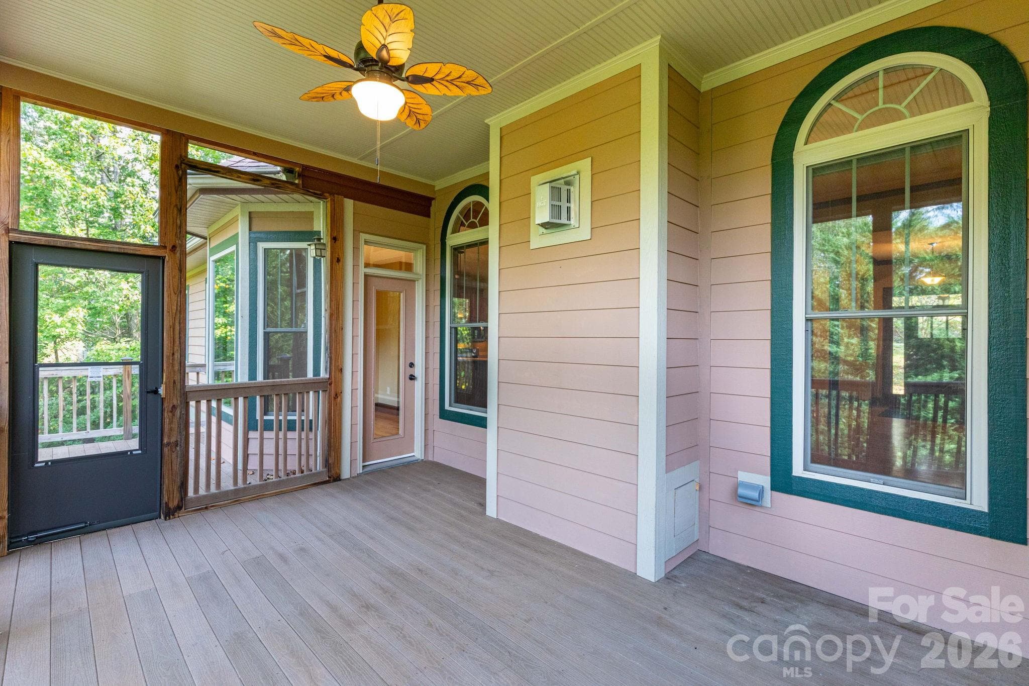 Main Level Screened Porch - 5 Meadowbrook Lane, Weaverville