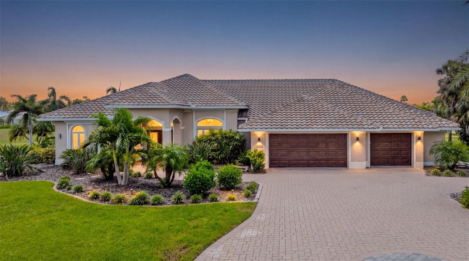 1230 ROMANO KEY CIR