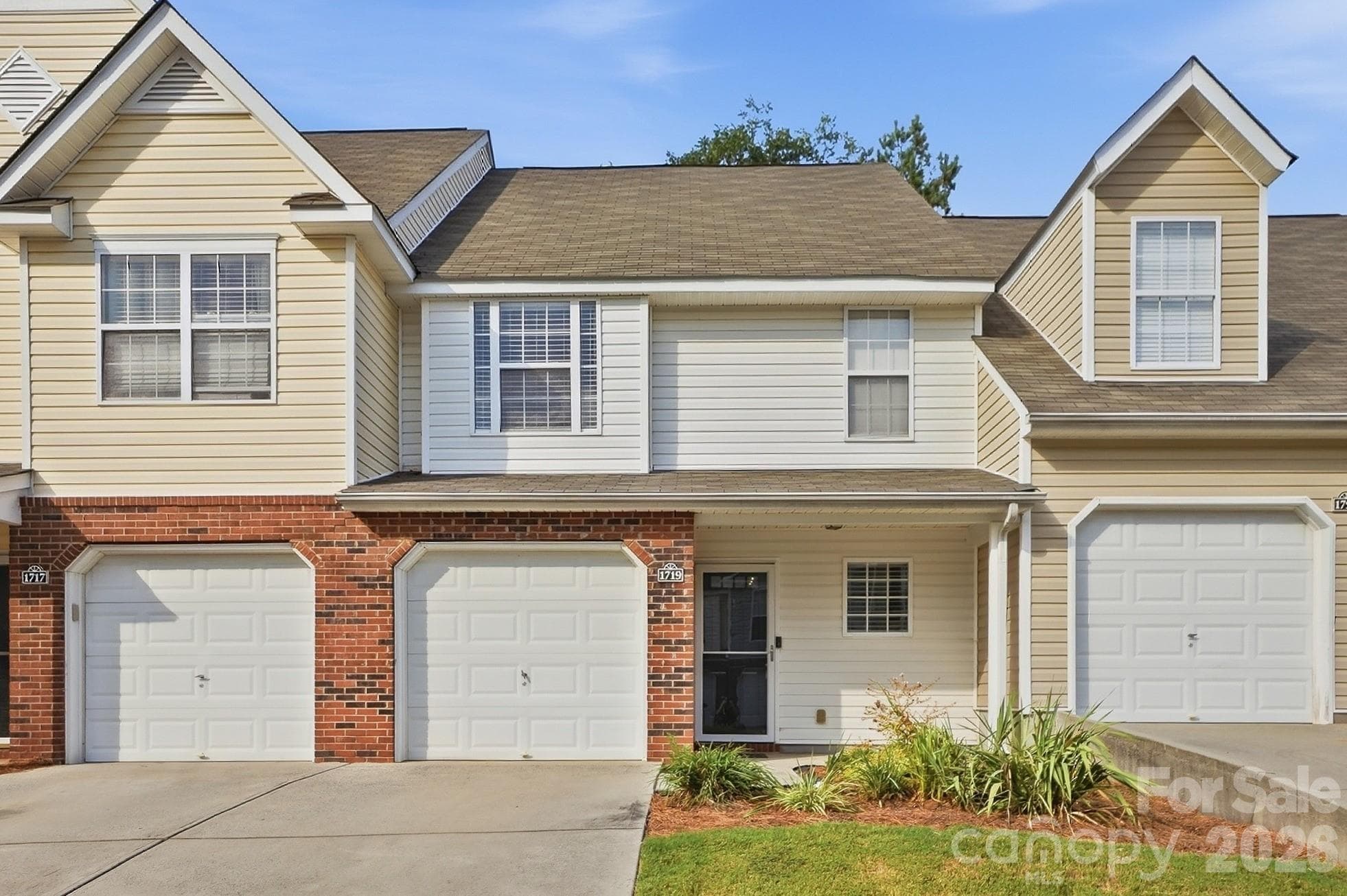 1719 Hidden Creek Drive