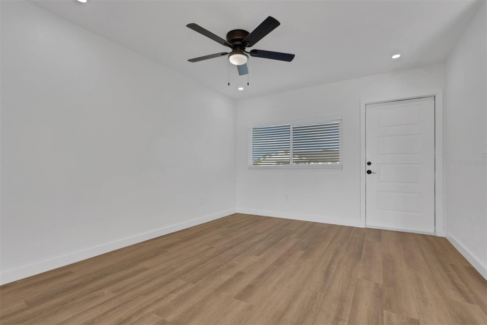 Single Family Residence at 6121 MYRTLEWOOD RD, NORTH PORT, photo 3 of 28