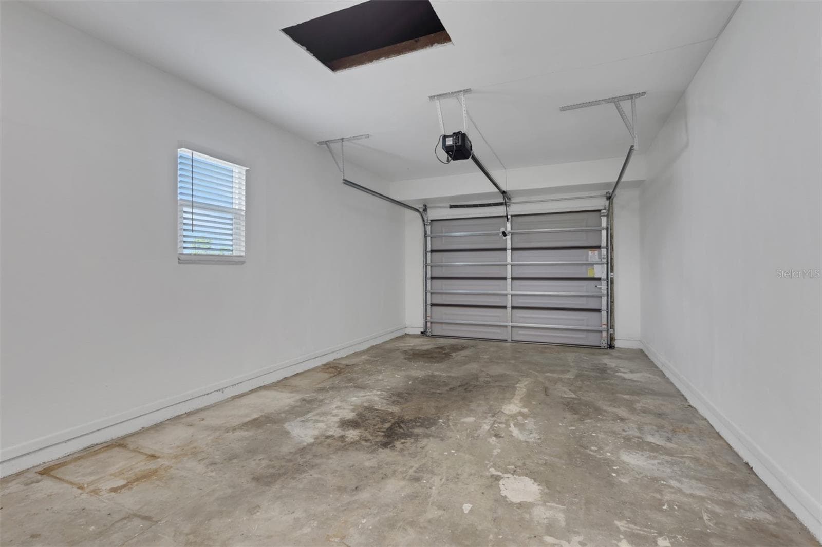 Single Family Residence at 6121 MYRTLEWOOD RD, NORTH PORT, photo 23 of 28