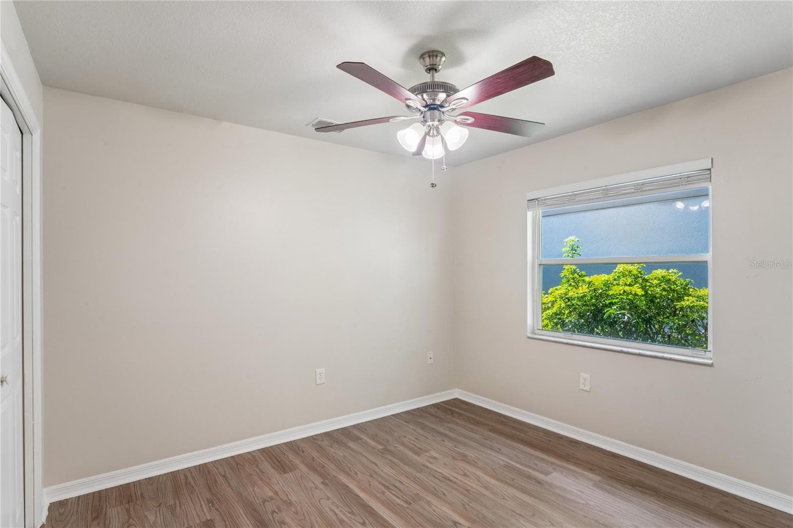 Single Family Residence at 652 SAND RIDGE DR, VALRICO, photo 16 of 25