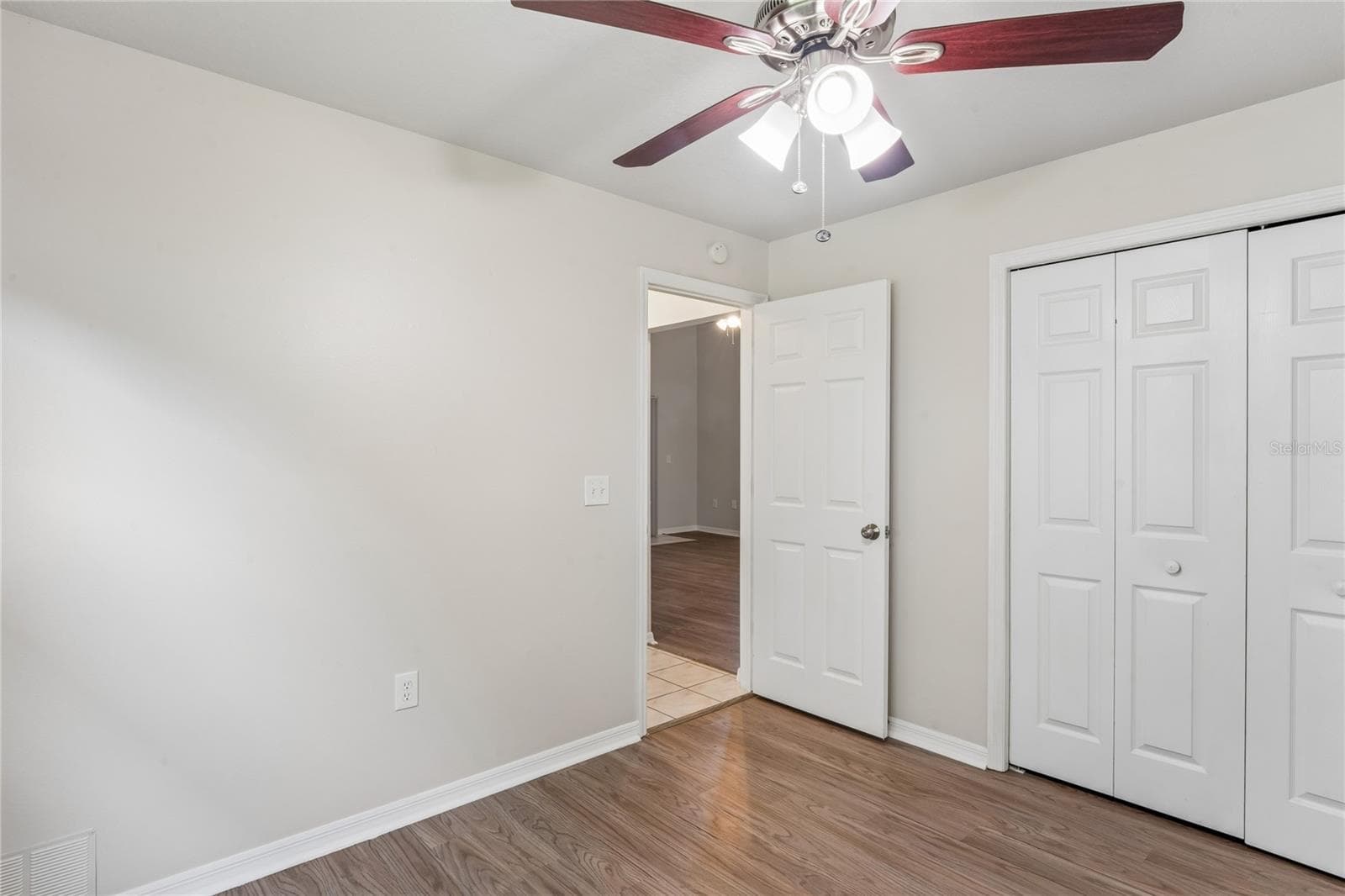 Single Family Residence at 652 SAND RIDGE DR, VALRICO, photo 17 of 25