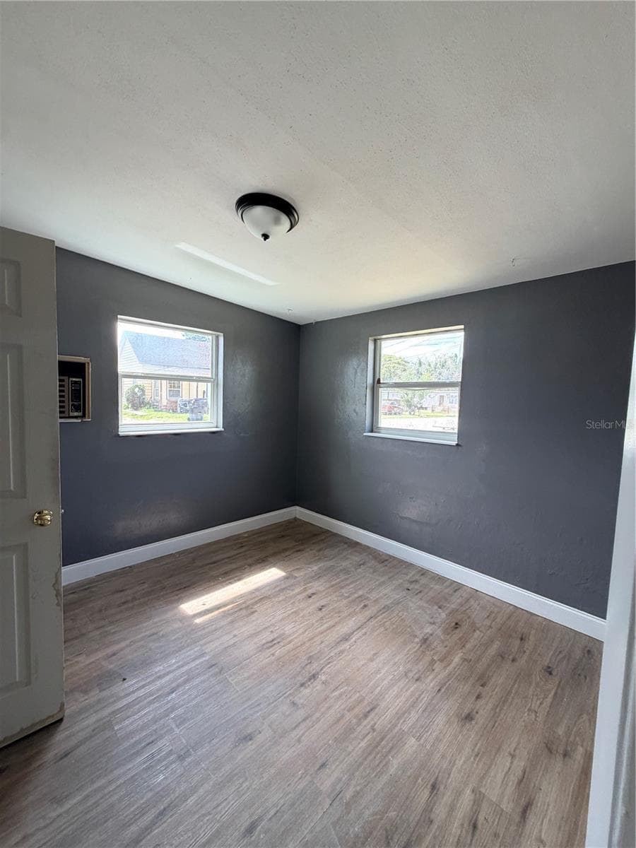 Single Family Residence at 3400 SUNSET DR W, WINTER HAVEN, photo 11 of 18
