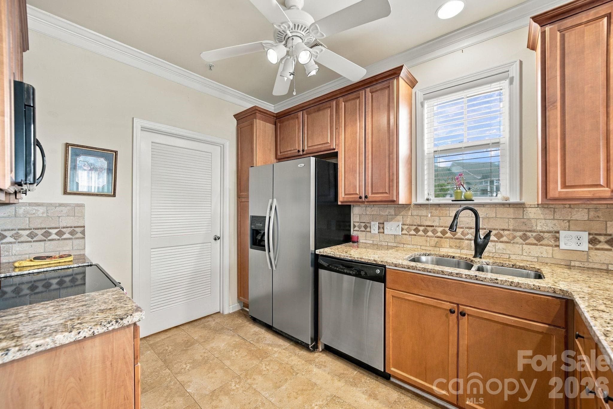 Condominium at 18742 Nautical Drive, Cornelius, photo 5 of 35