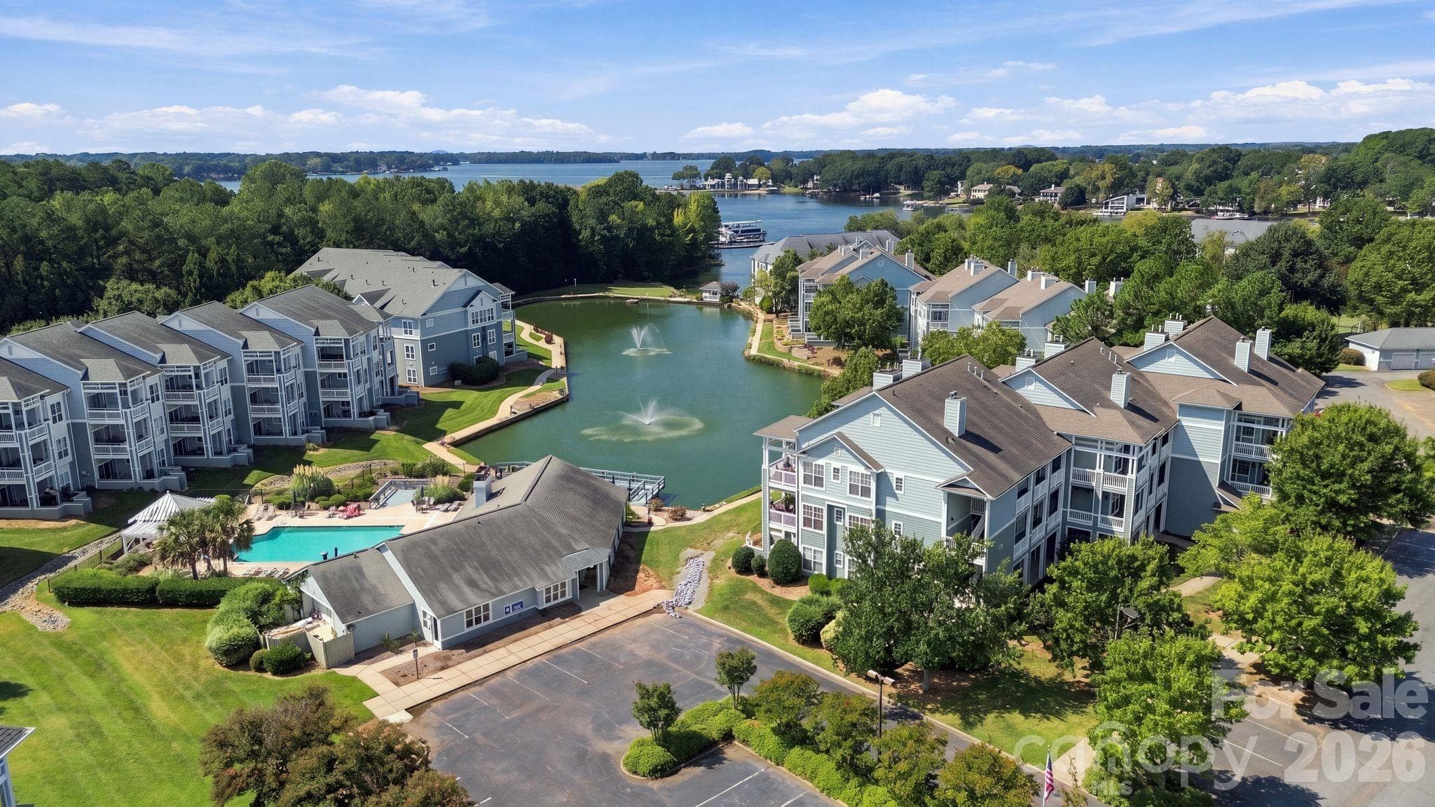 Condominium at 18742 Nautical Drive, Cornelius, photo 33 of 35